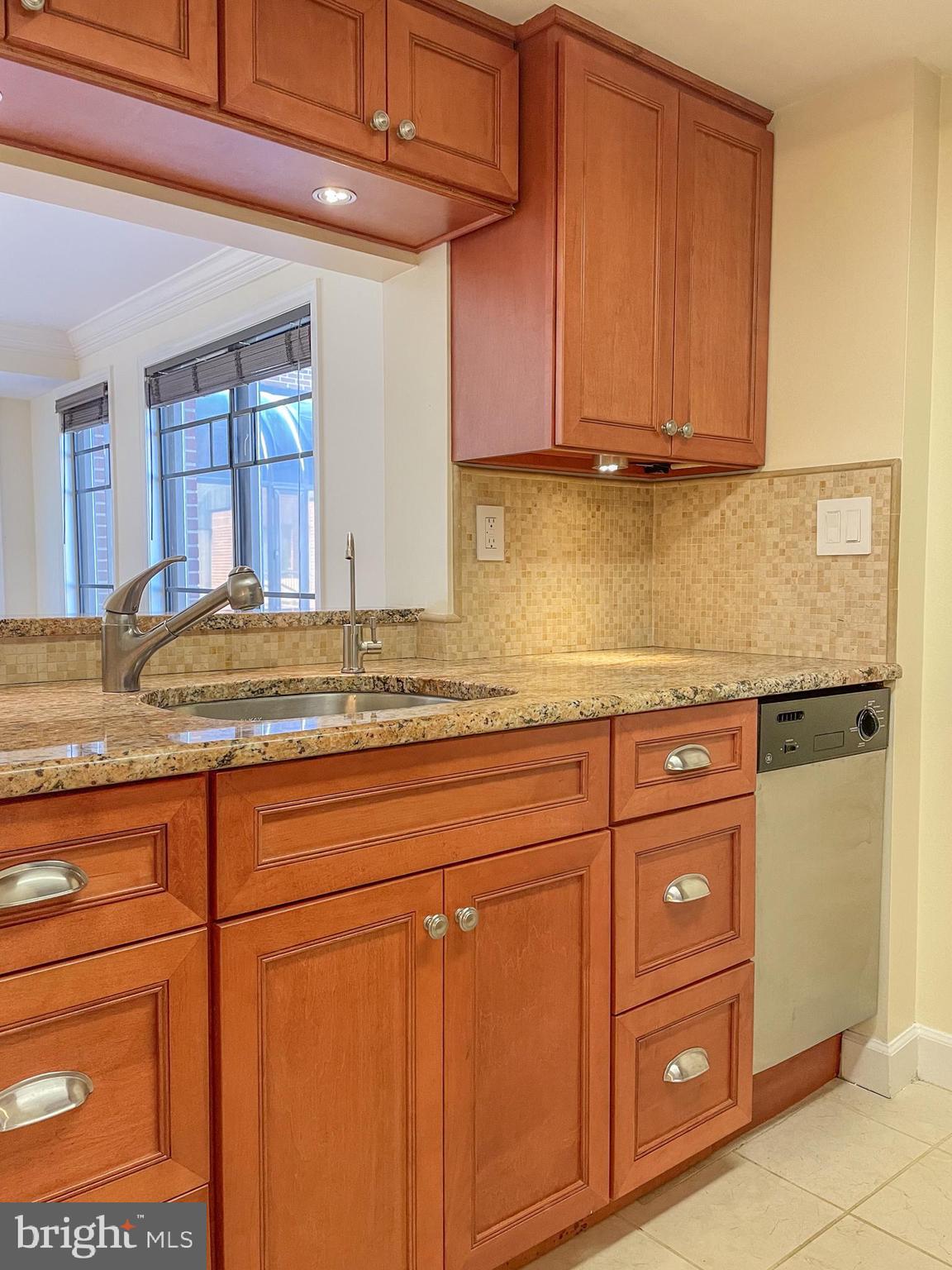 1080 WISCONSIN AVE NW #3019