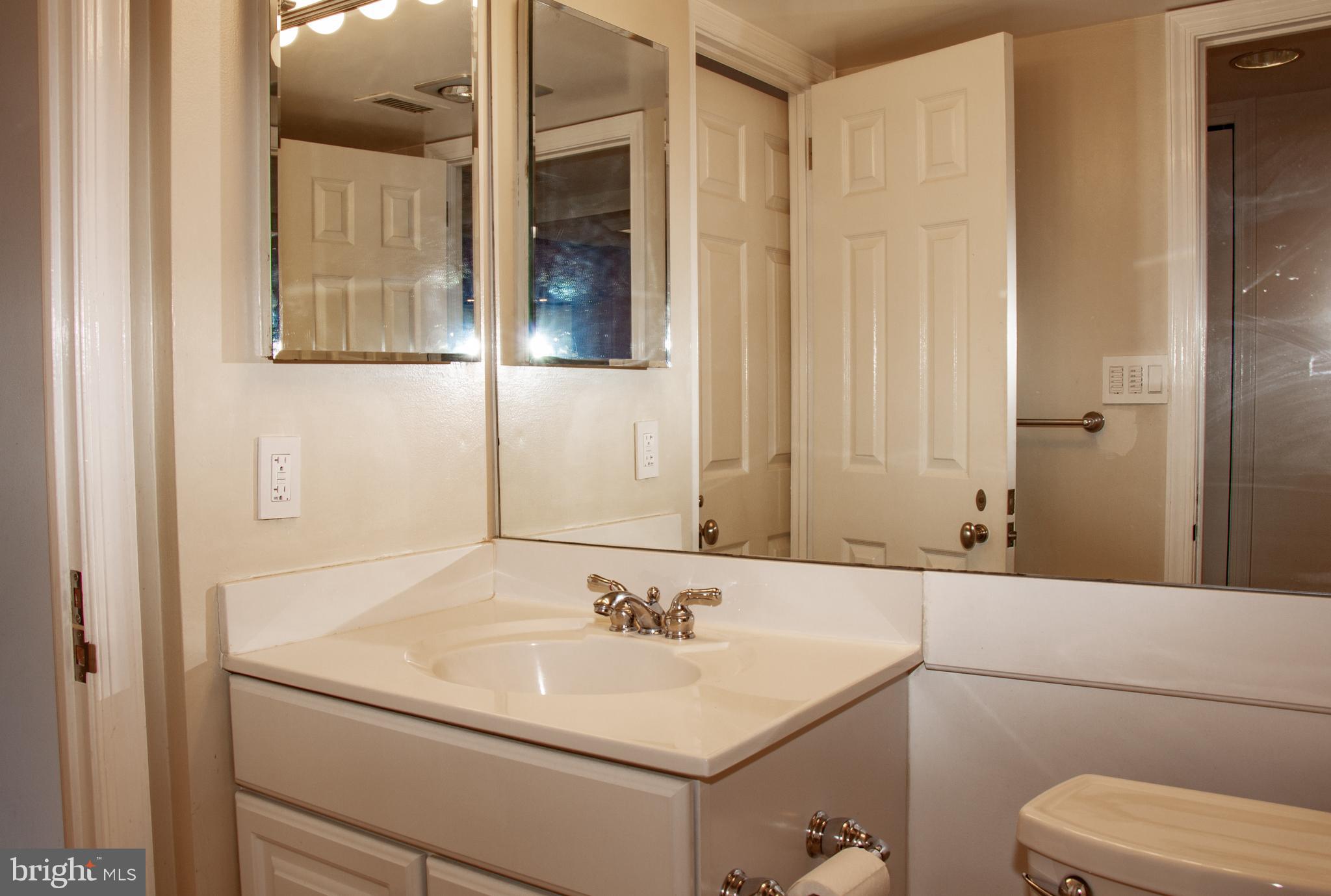 1080 WISCONSIN AVE NW #3019