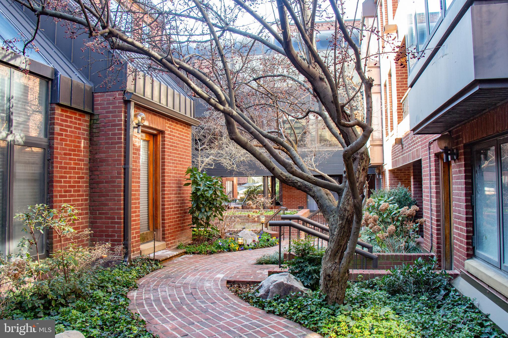 1080 WISCONSIN AVE NW #3019