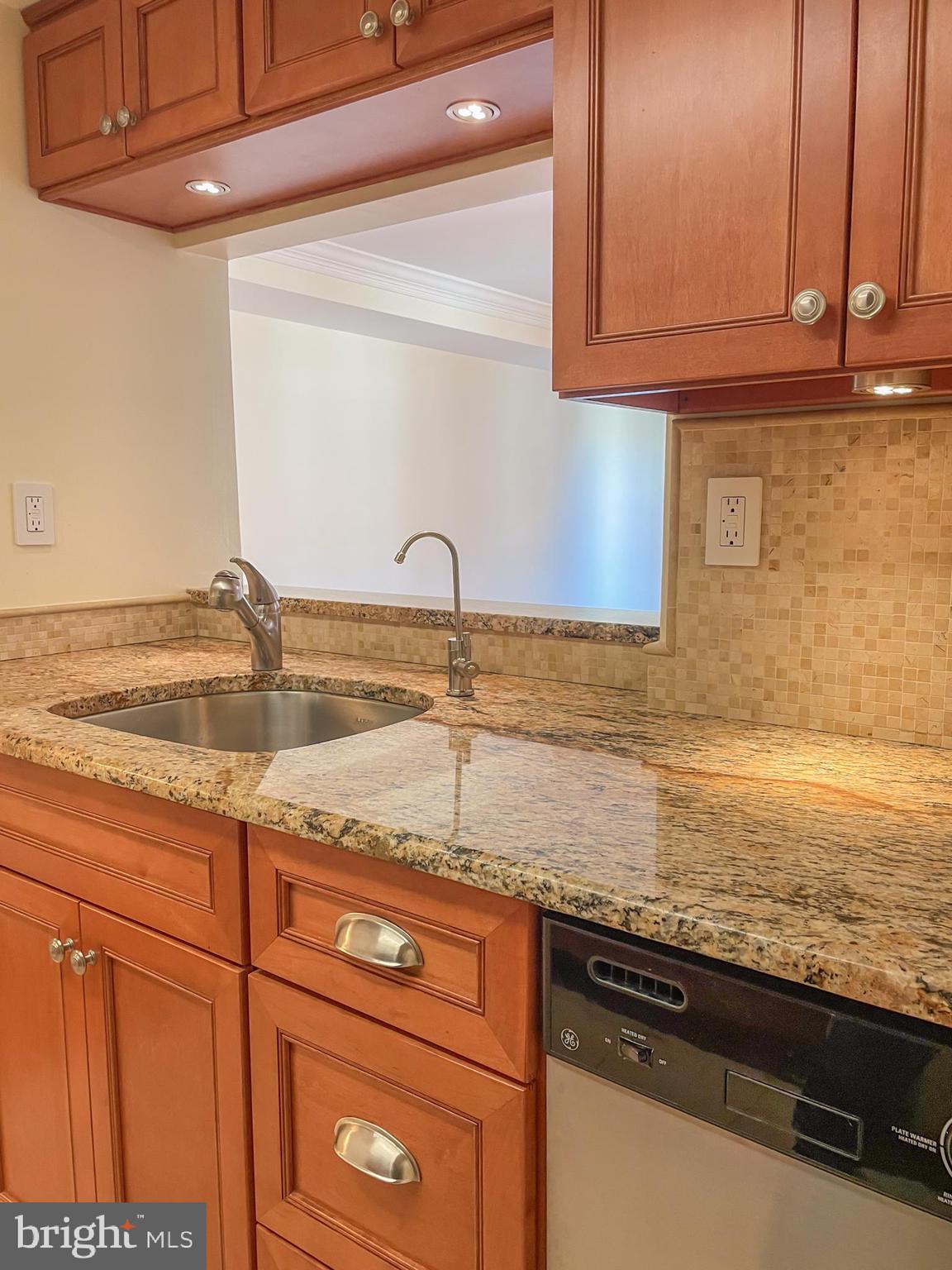 1080 WISCONSIN AVE NW #3019