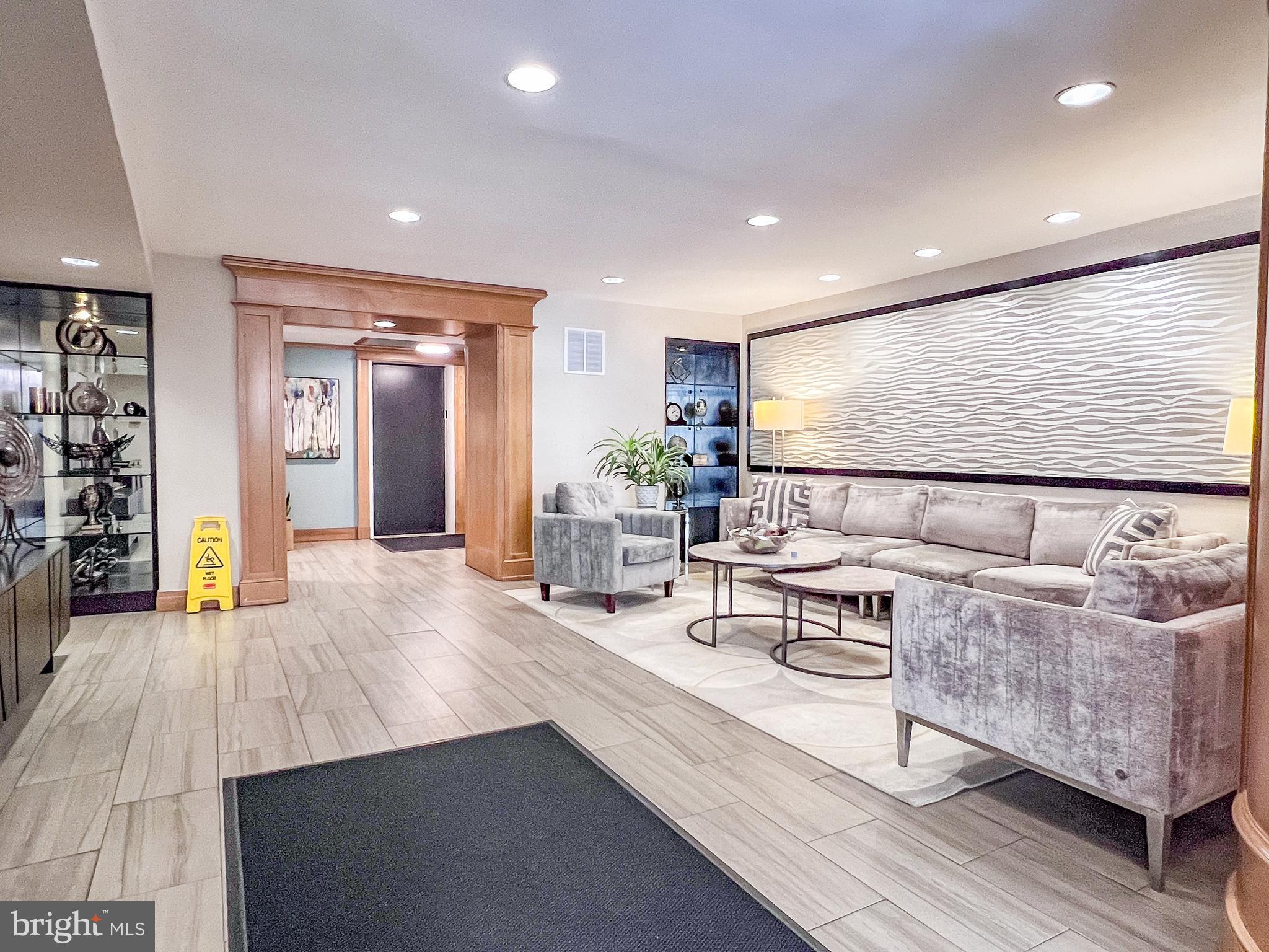 3900 Tunlaw Rd NW #407