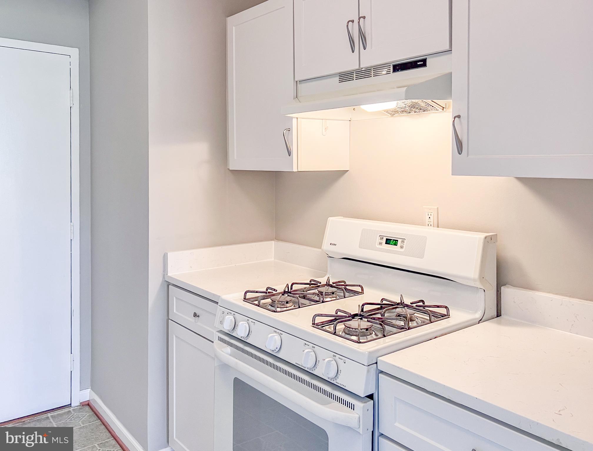 3900 Tunlaw Rd NW #407