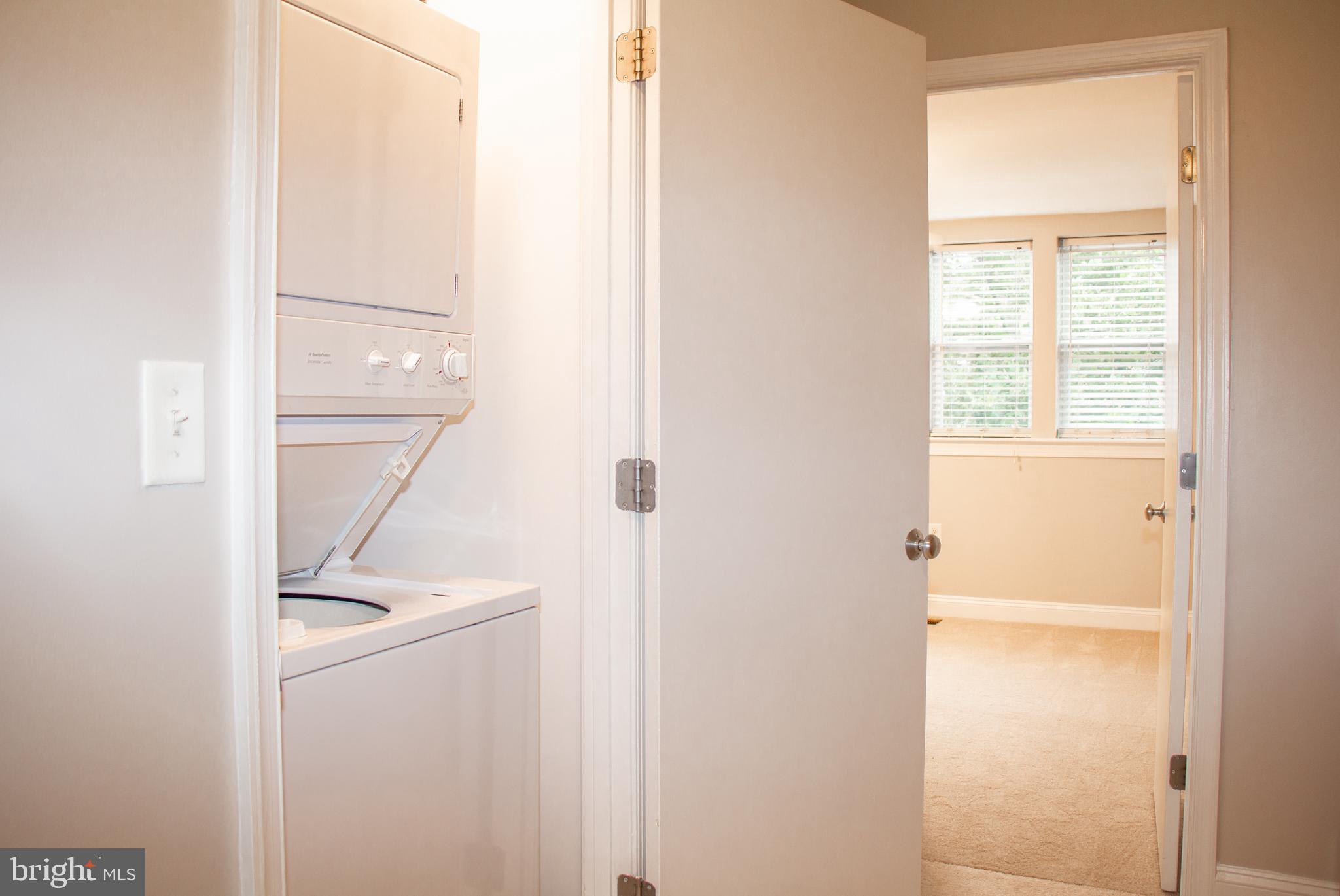 1633 N COLONIAL TER #402