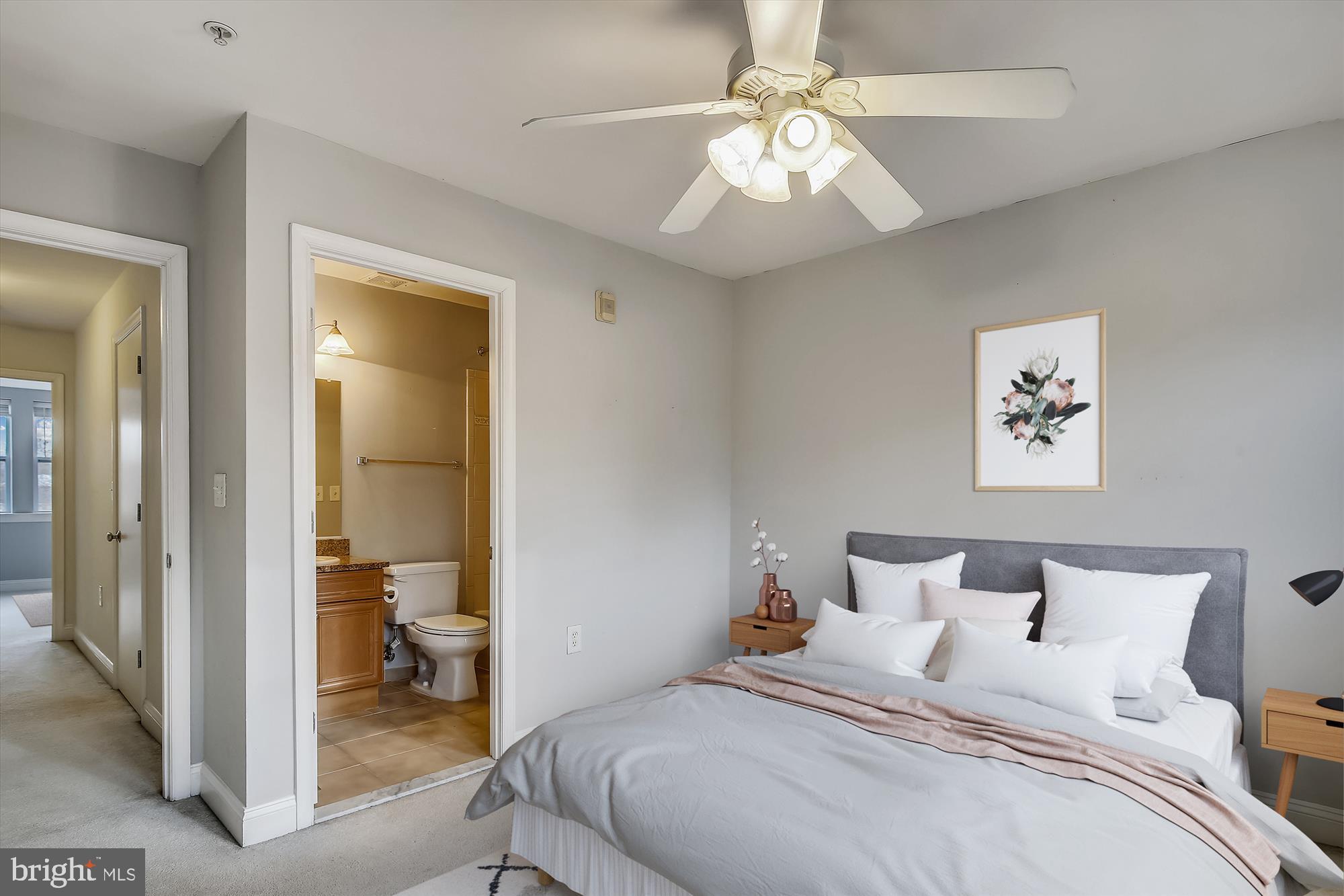 1633 N COLONIAL TER #402