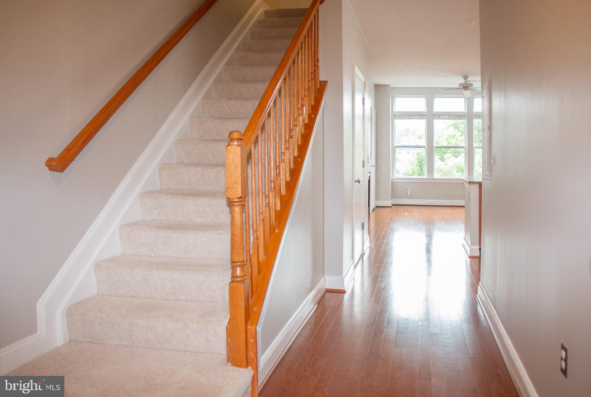 1633 N COLONIAL TER #402