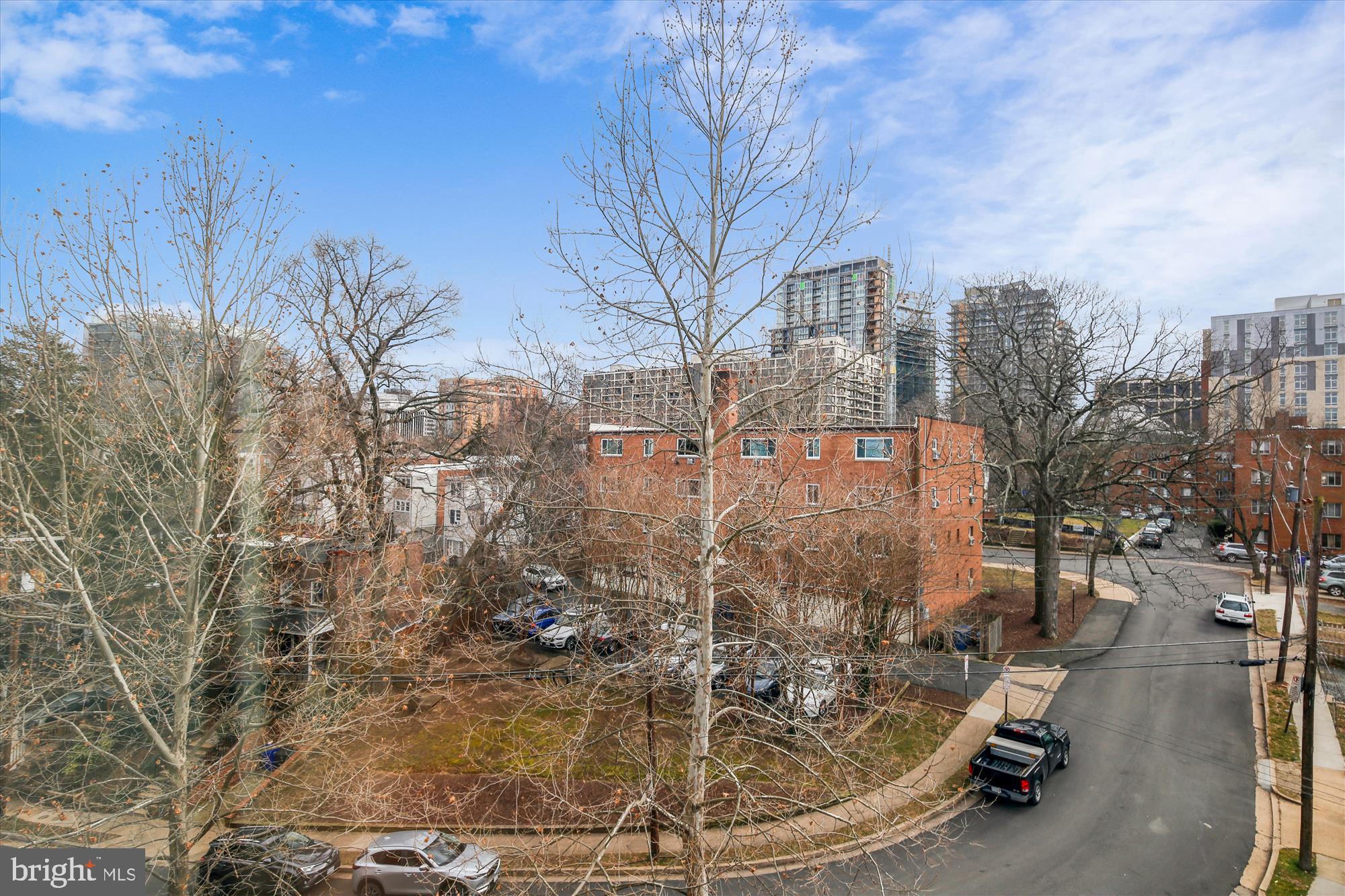 1633 N COLONIAL TER #402