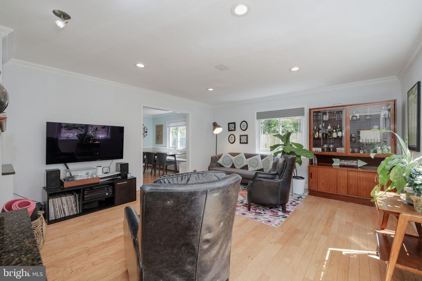411 Skyhill Rd