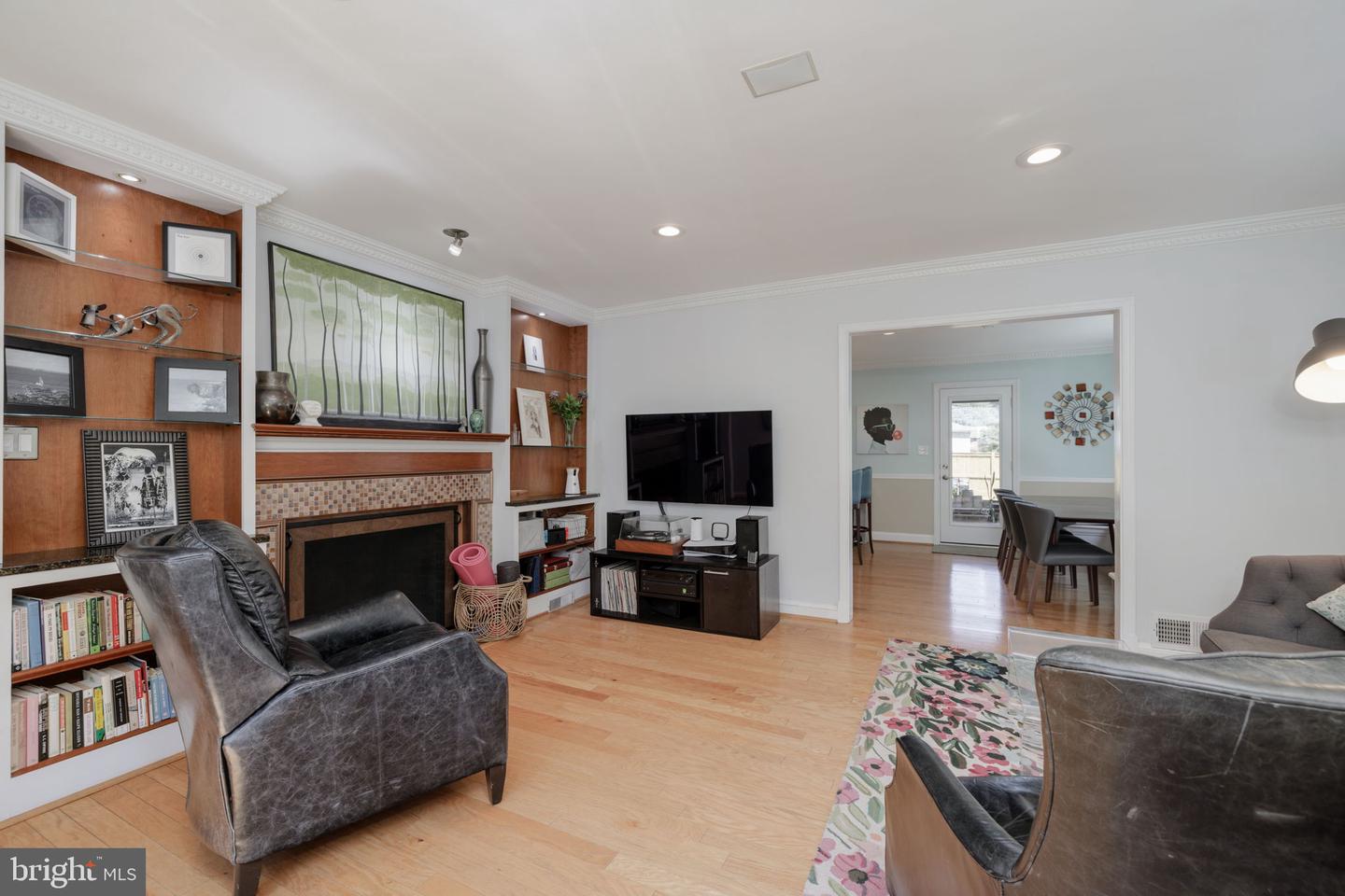 411 Skyhill Rd