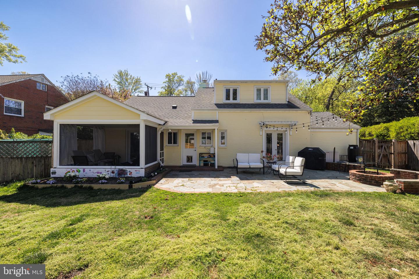 411 Skyhill Rd