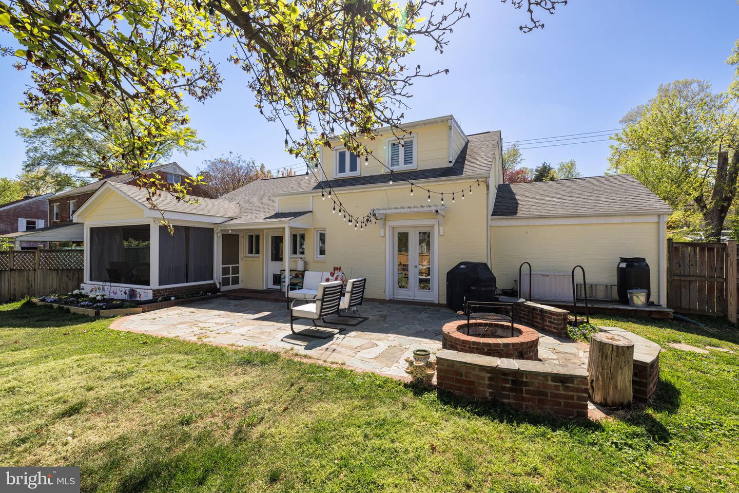 411 Skyhill Rd