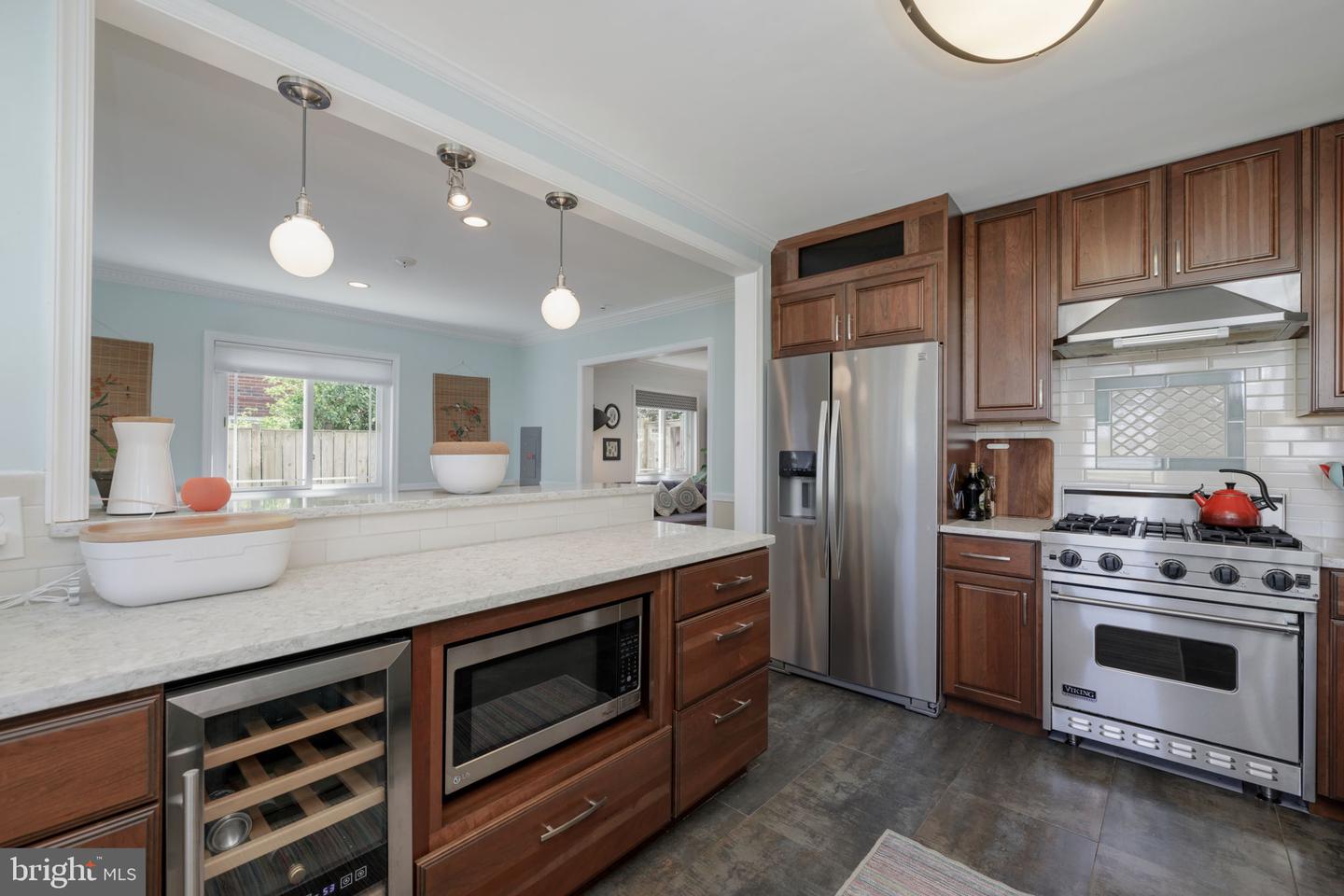 411 Skyhill Rd