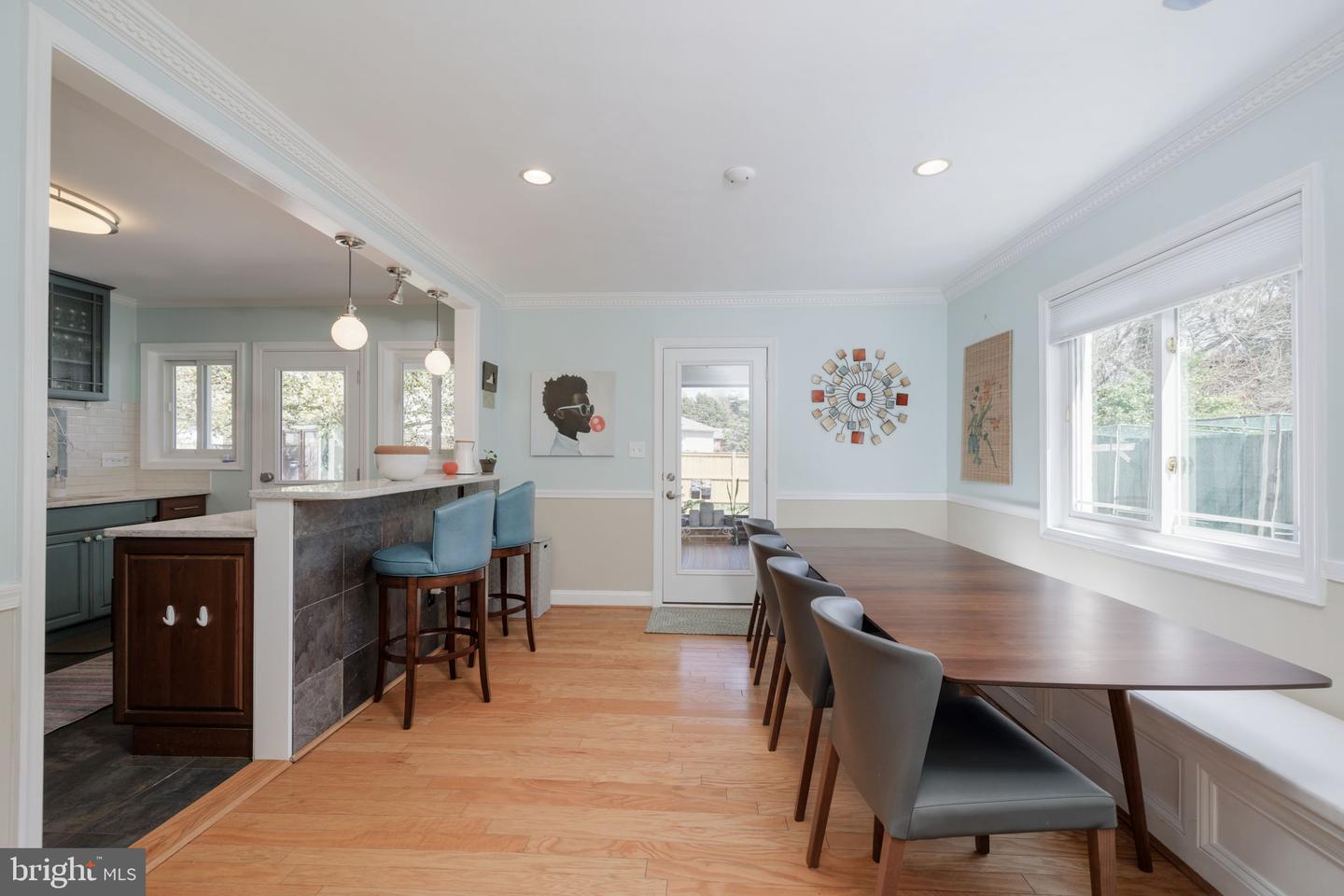 411 Skyhill Rd