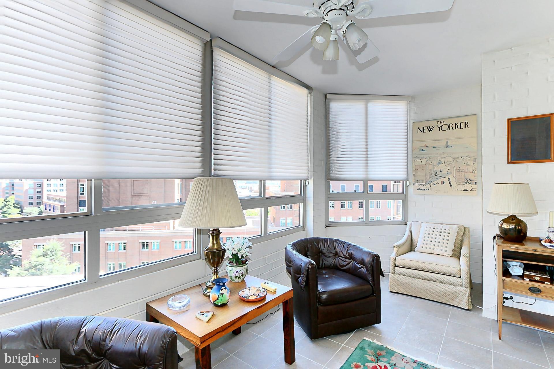 2181 Jamieson Ave #906