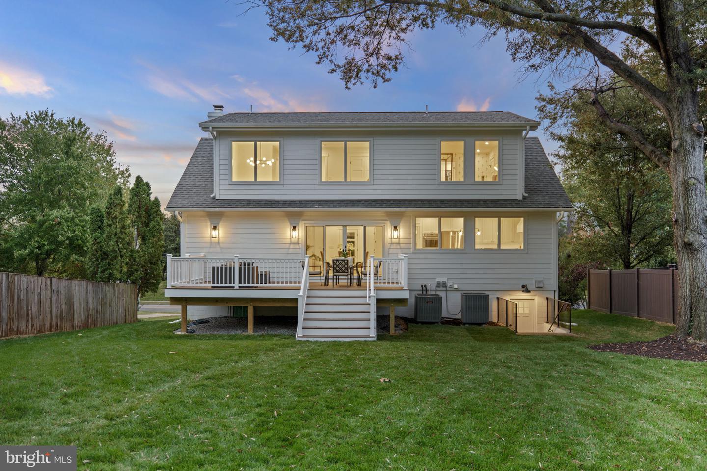 3602 Russell Rd