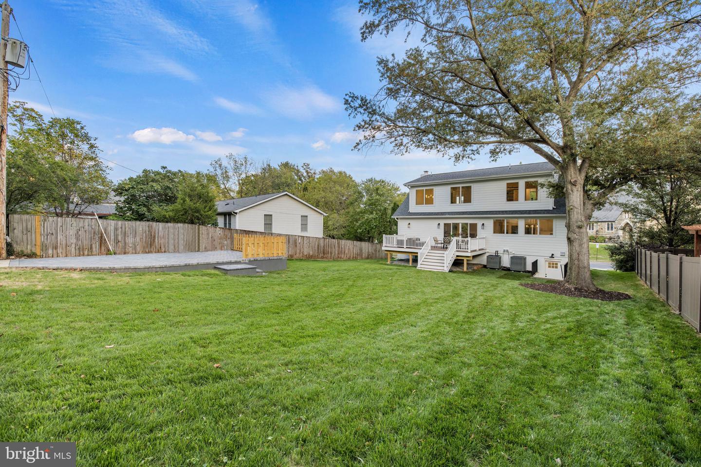 3602 Russell Rd