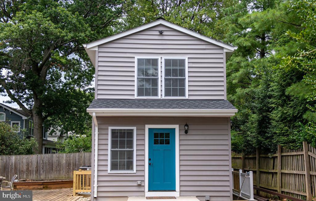 821 Summit Ave #A