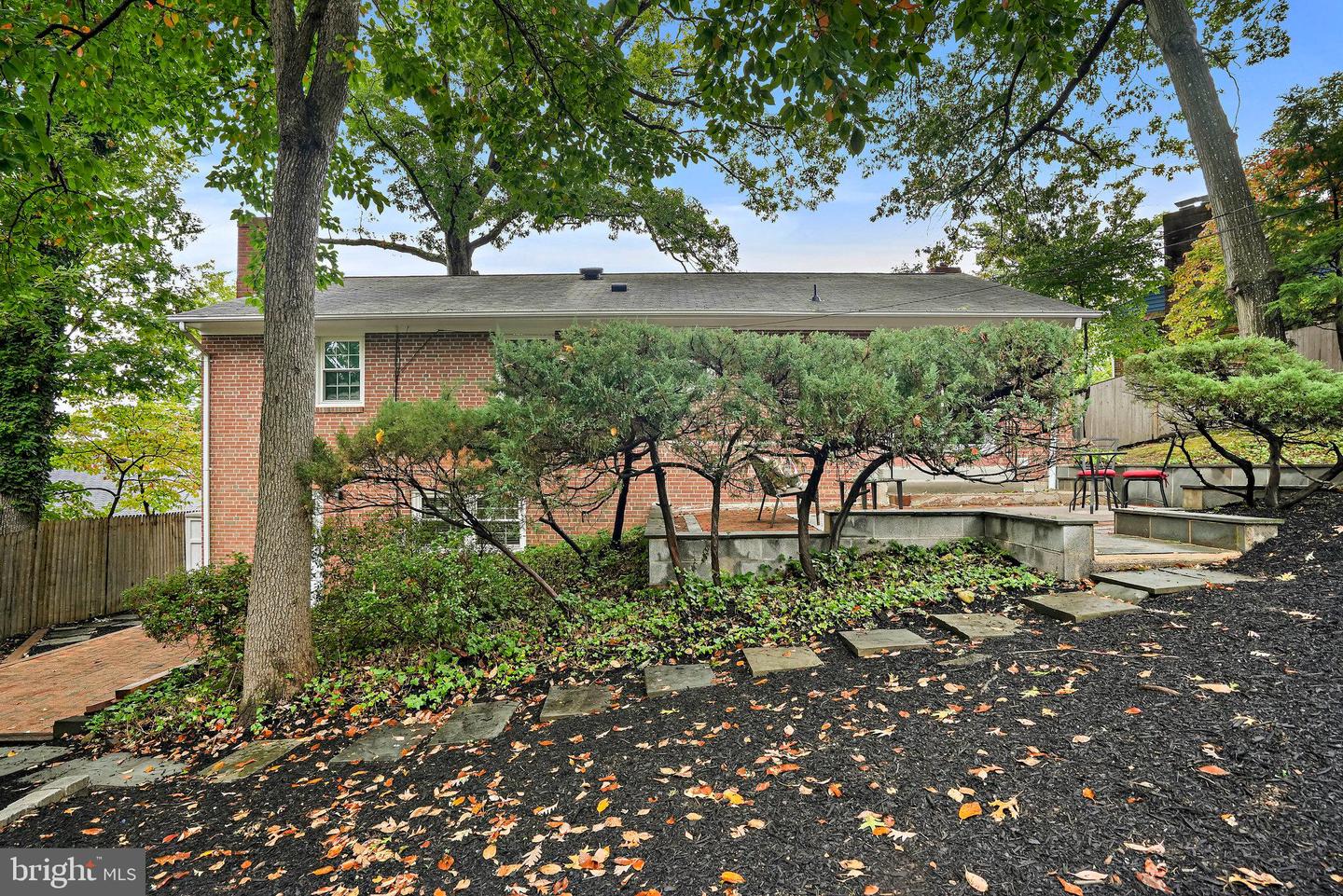 3908 Gresham Pl