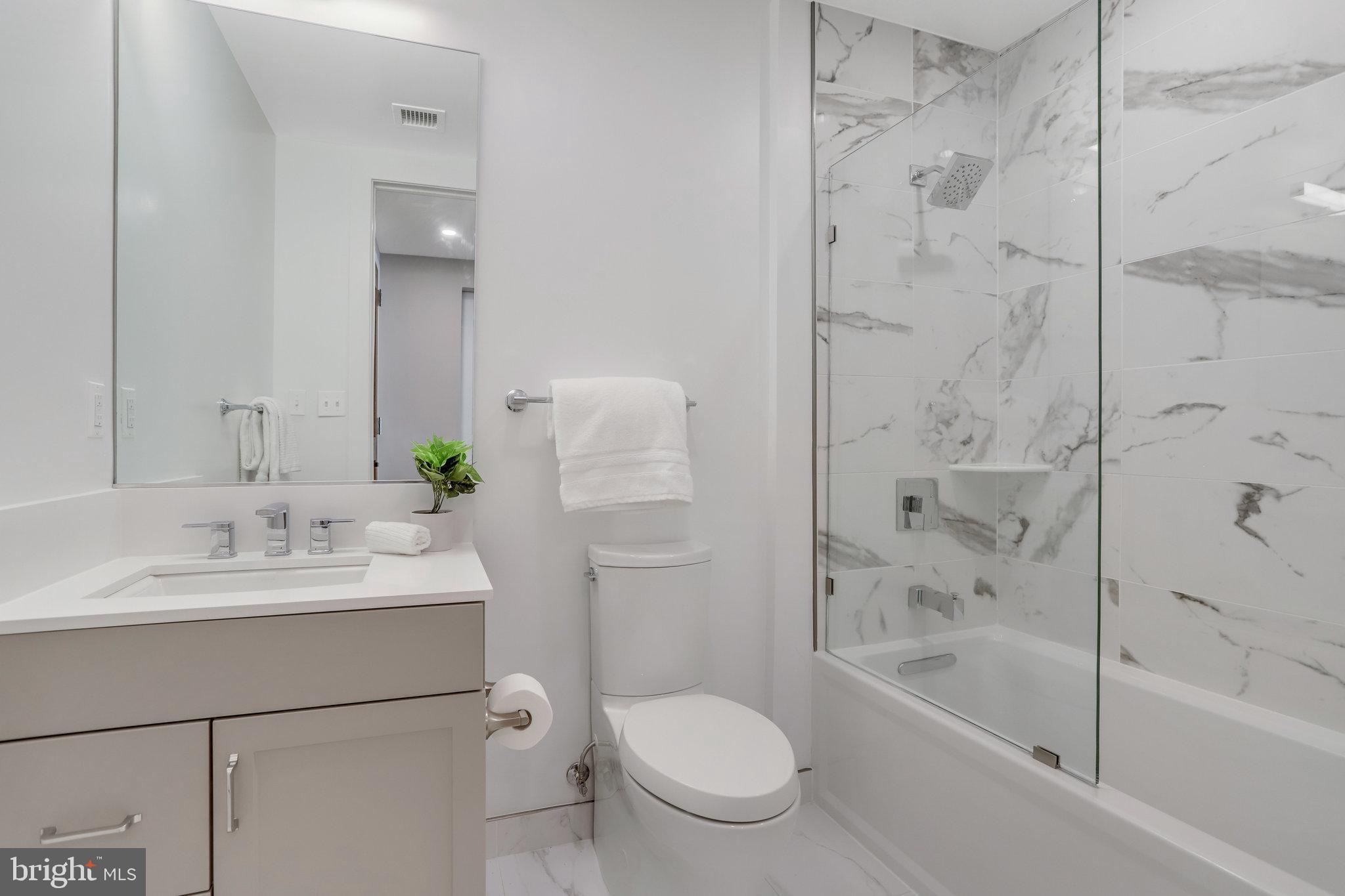 801 N Fairfax St #411