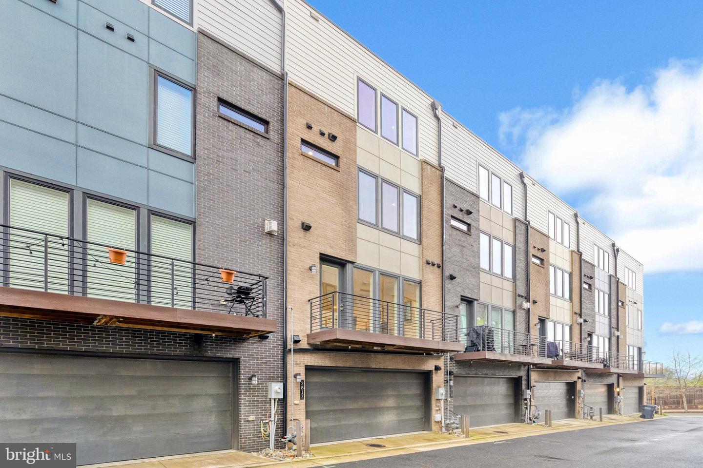 2817 Eisenhower Ave