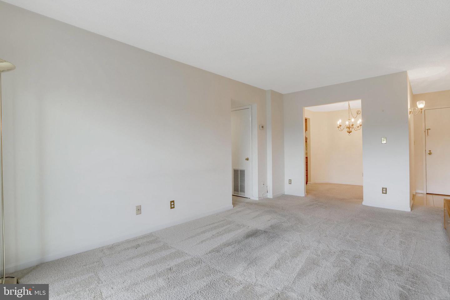 807 N Howard St #412