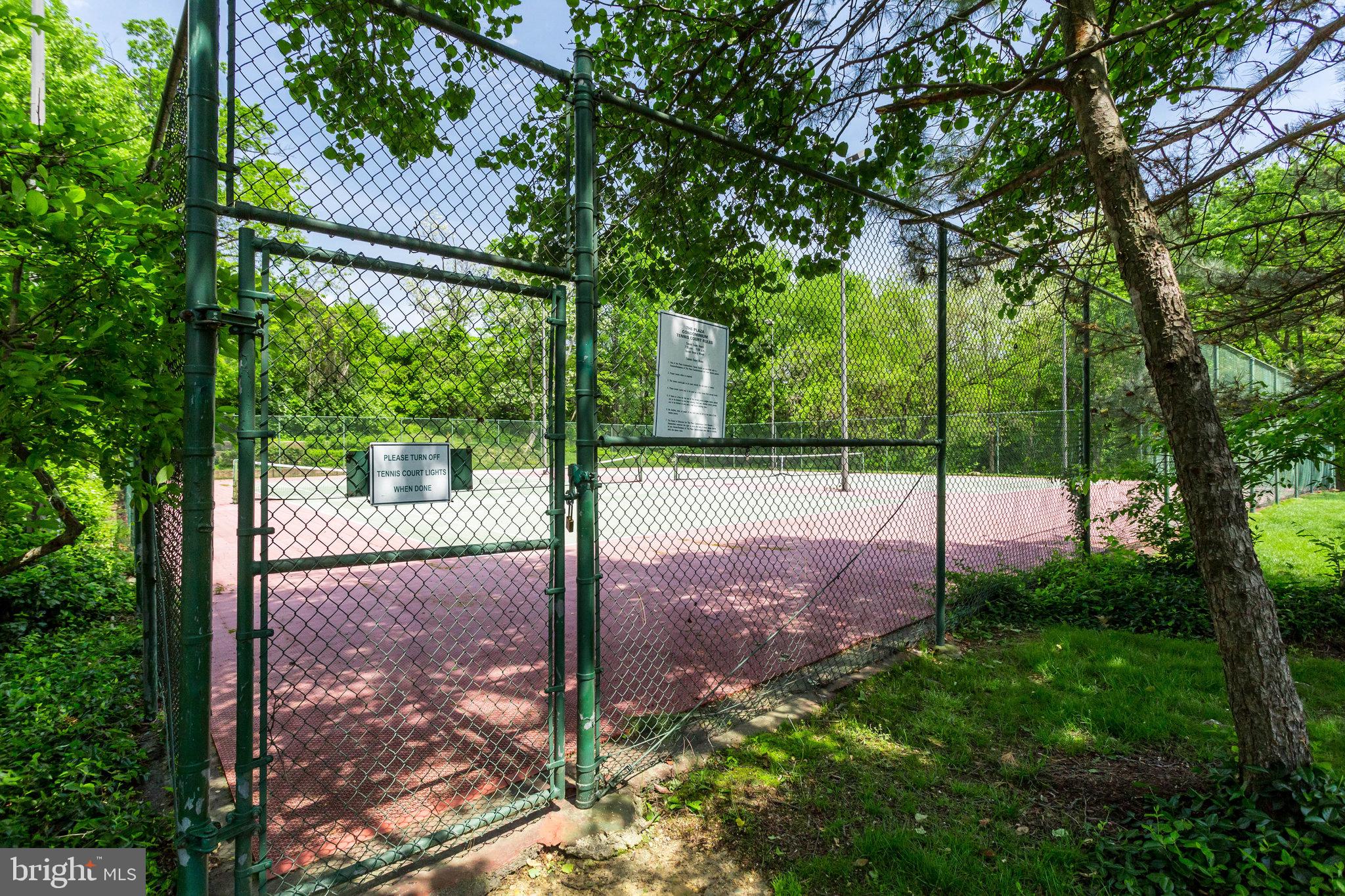 807 N Howard St #412