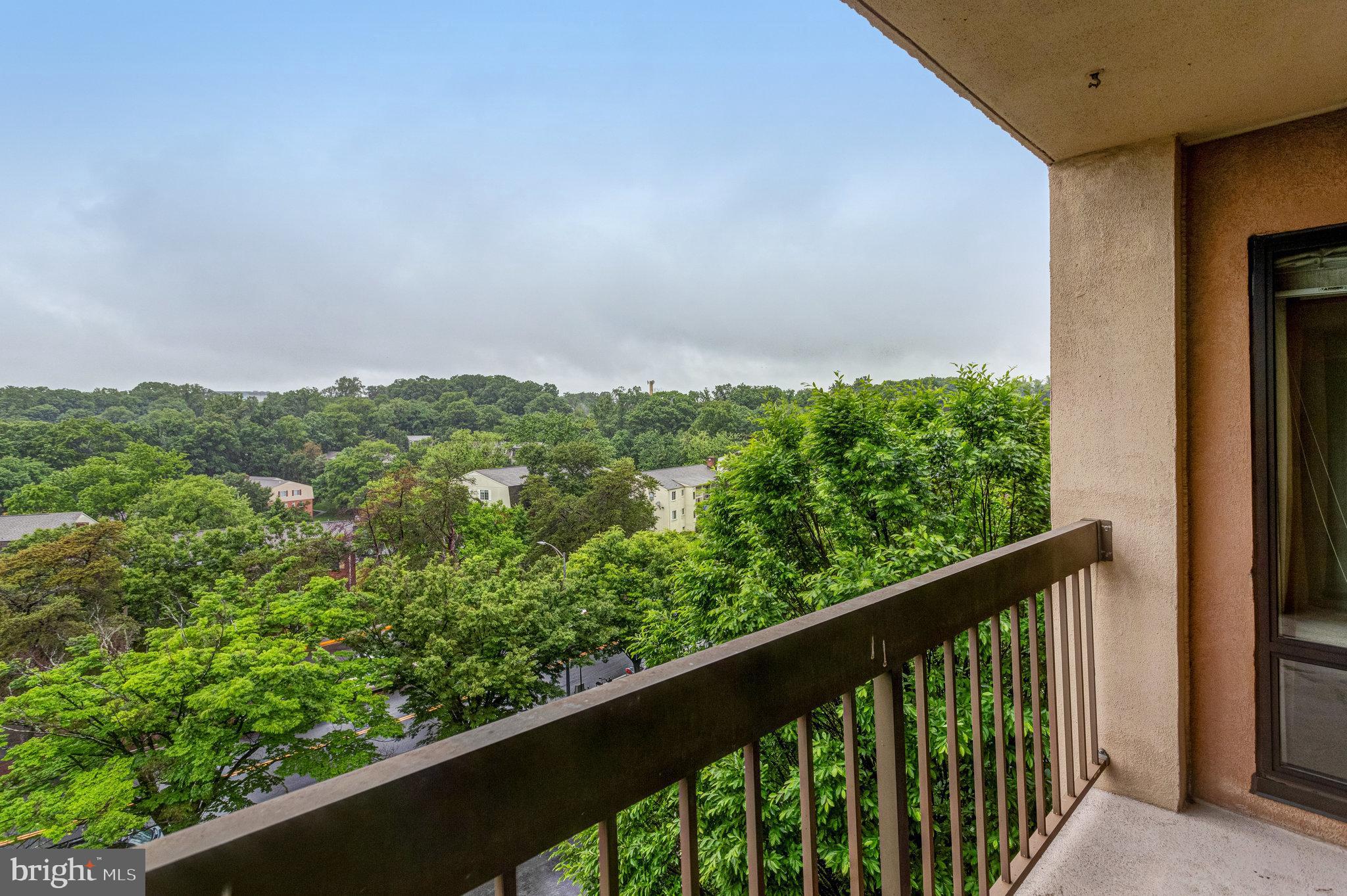 807 N Howard St #412