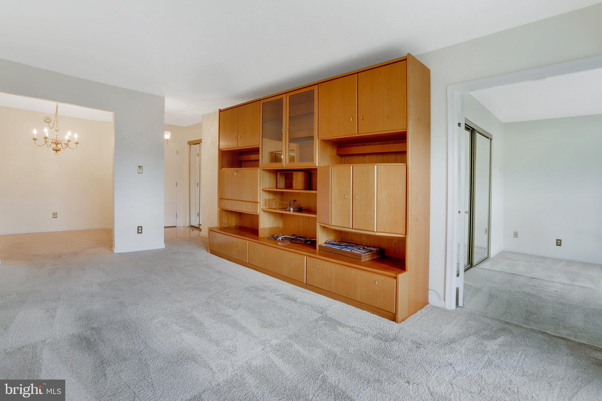 807 N Howard St #412