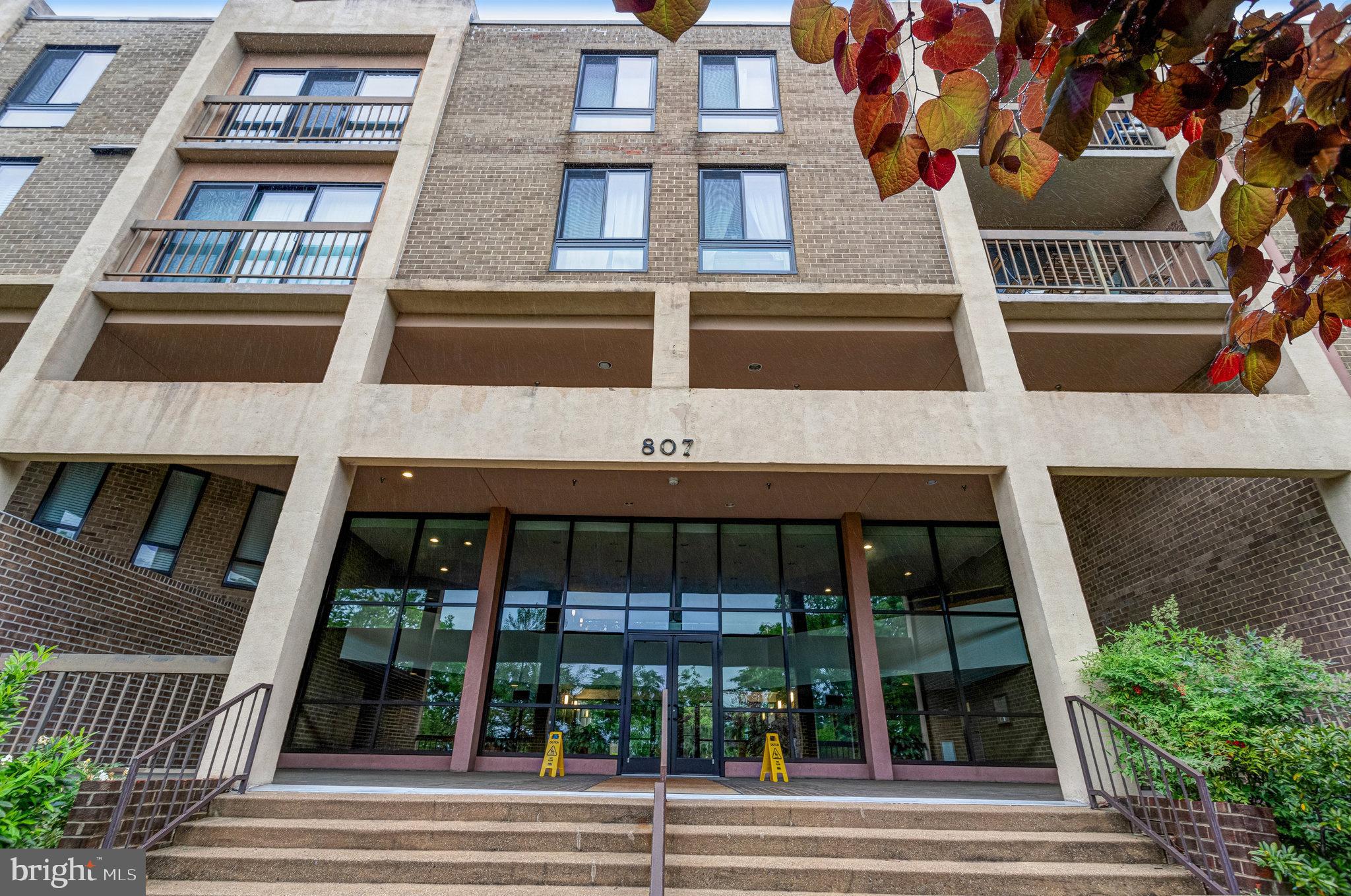 807 N Howard St #412