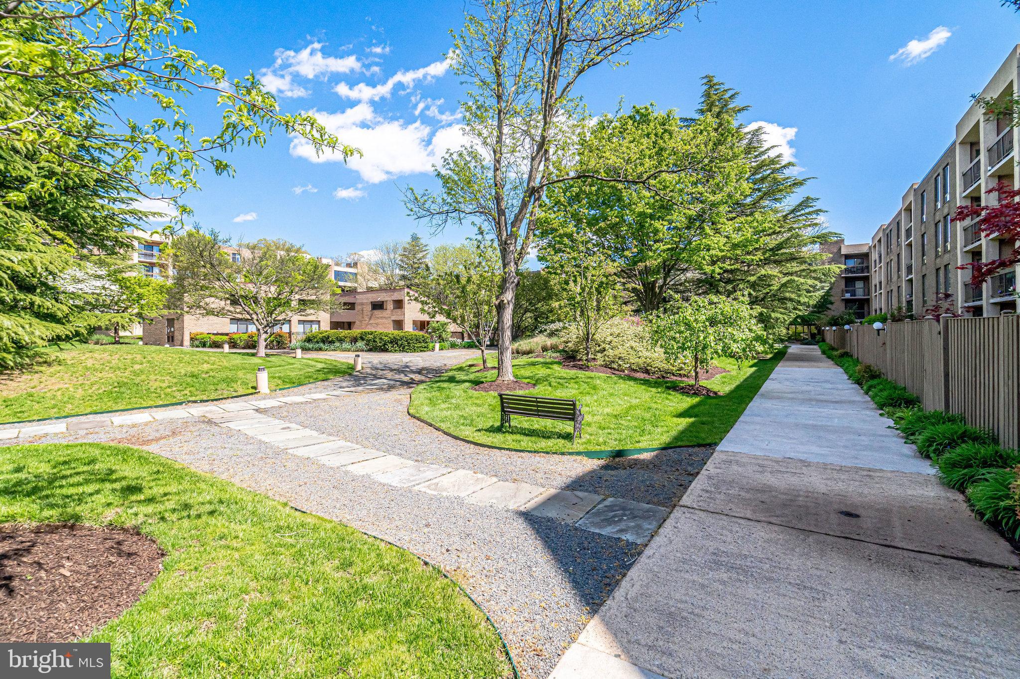 807 N Howard St #412