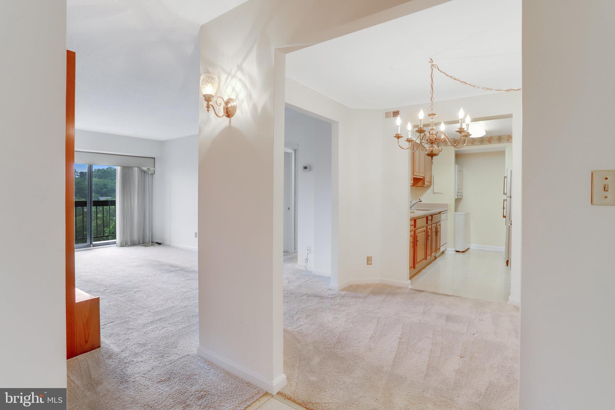 807 N Howard St #412