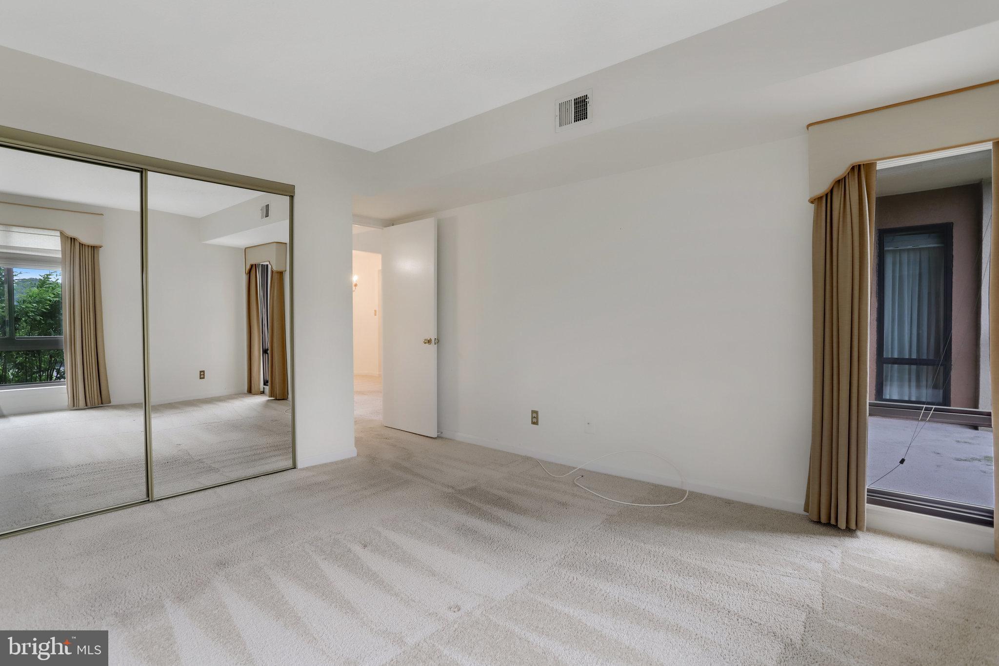 807 N Howard St #412