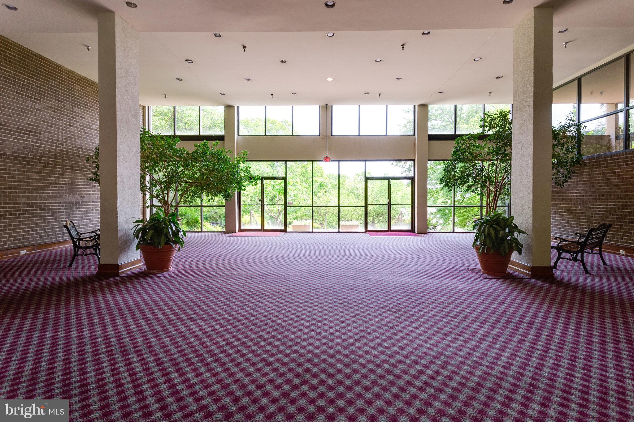 807 N Howard St #412