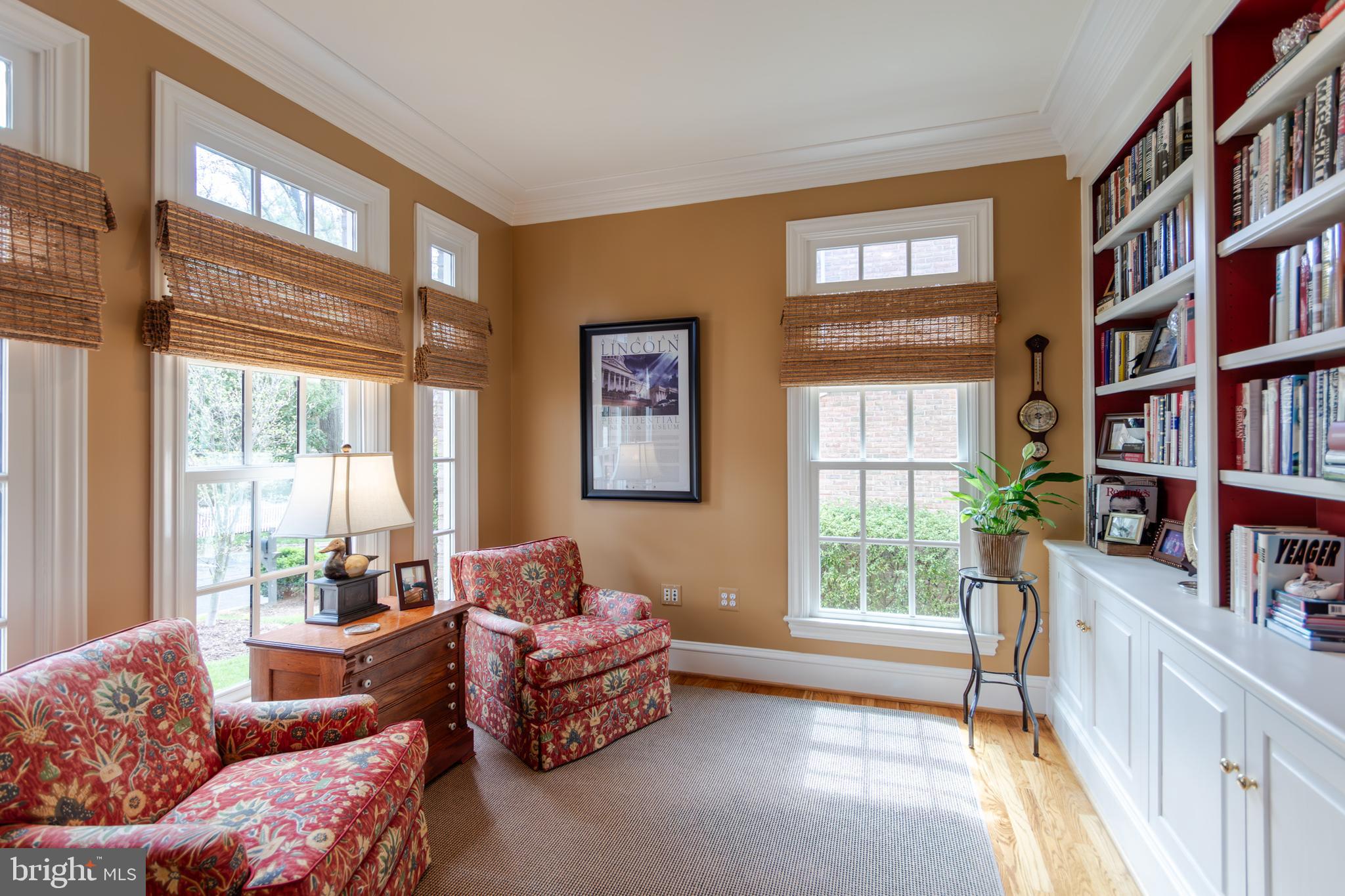 614 Kings Cloister Cir