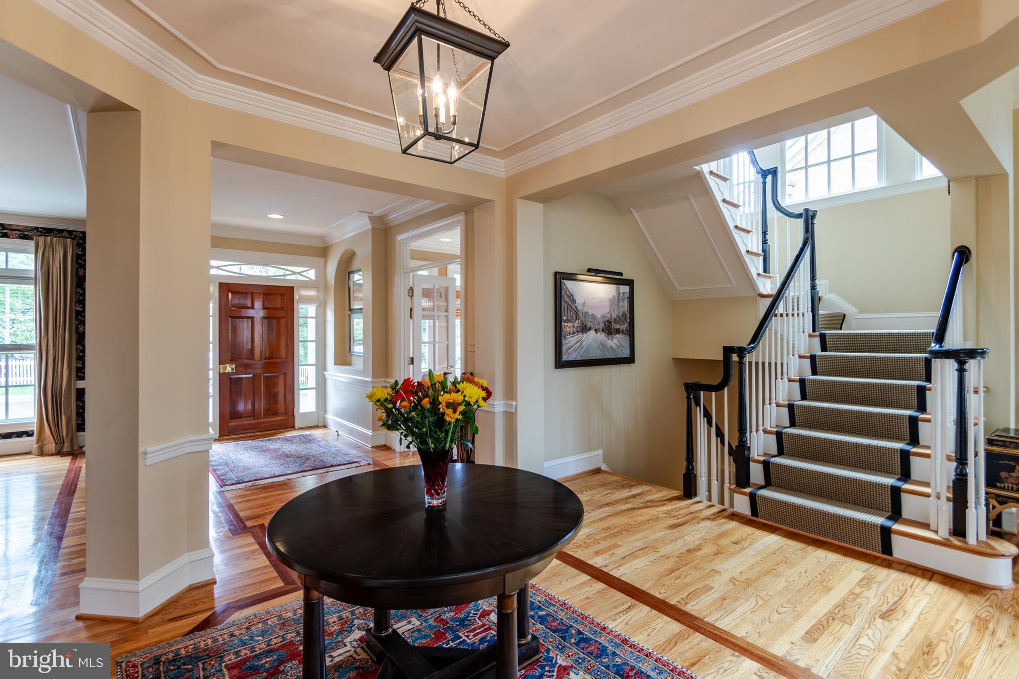 614 Kings Cloister Cir