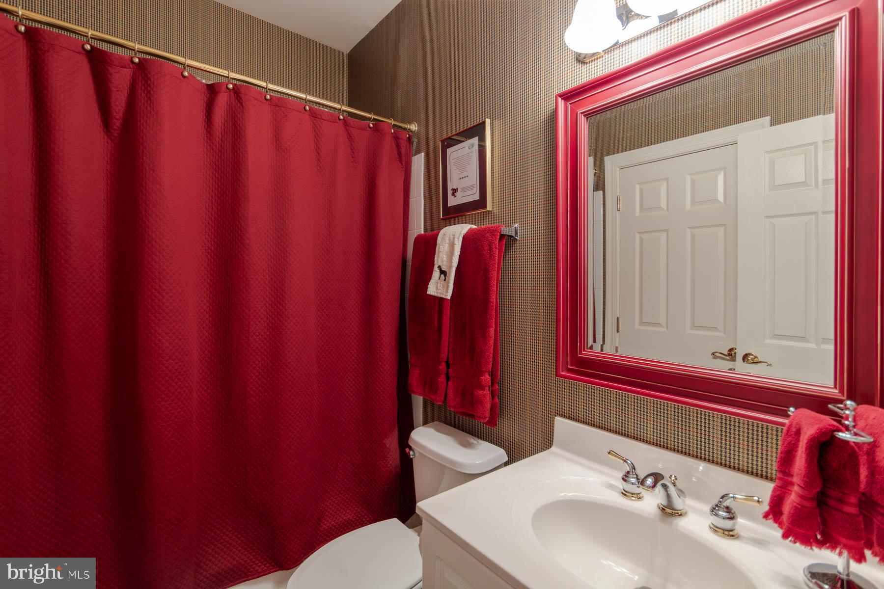 614 Kings Cloister Cir