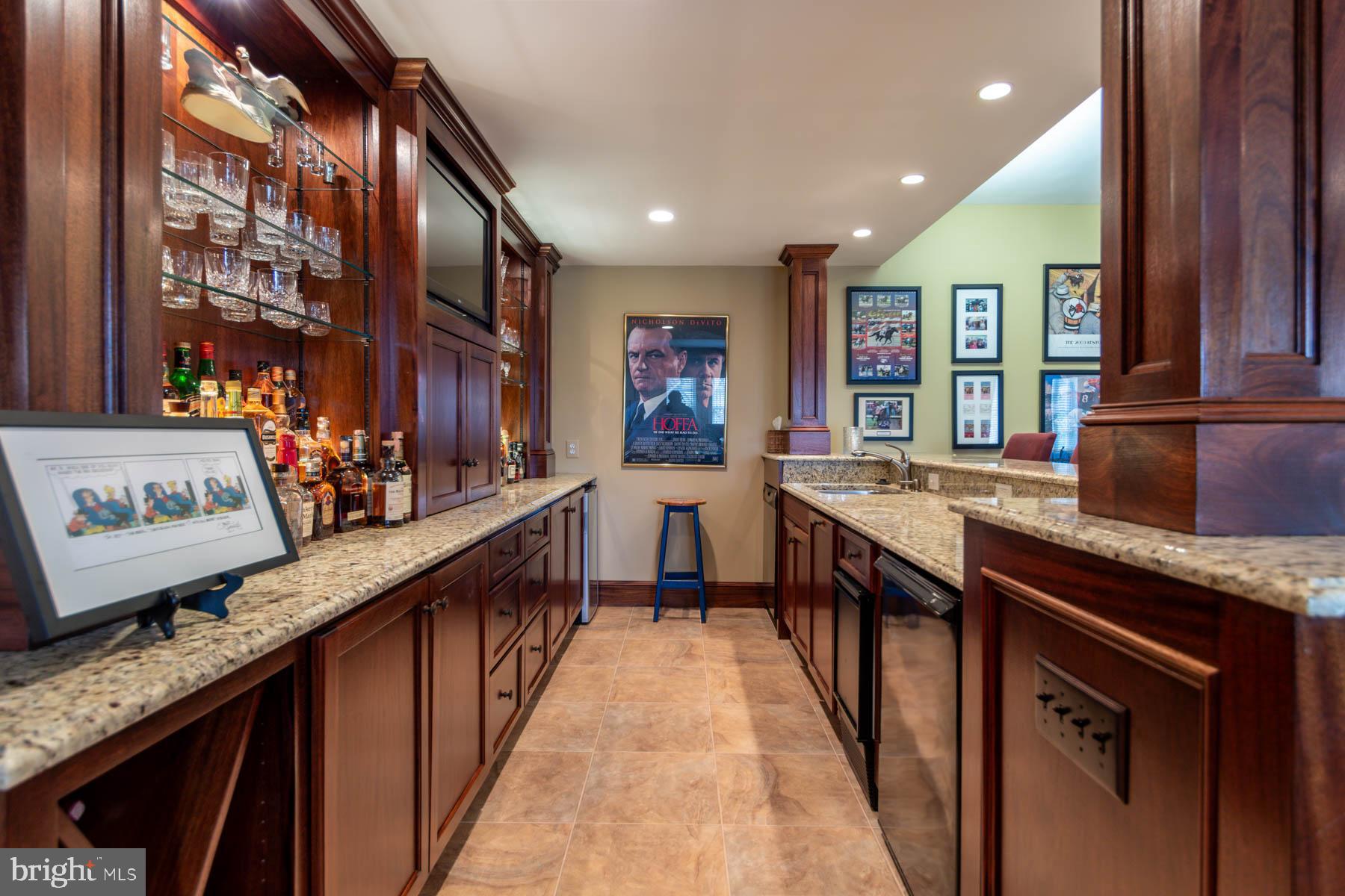 614 Kings Cloister Cir