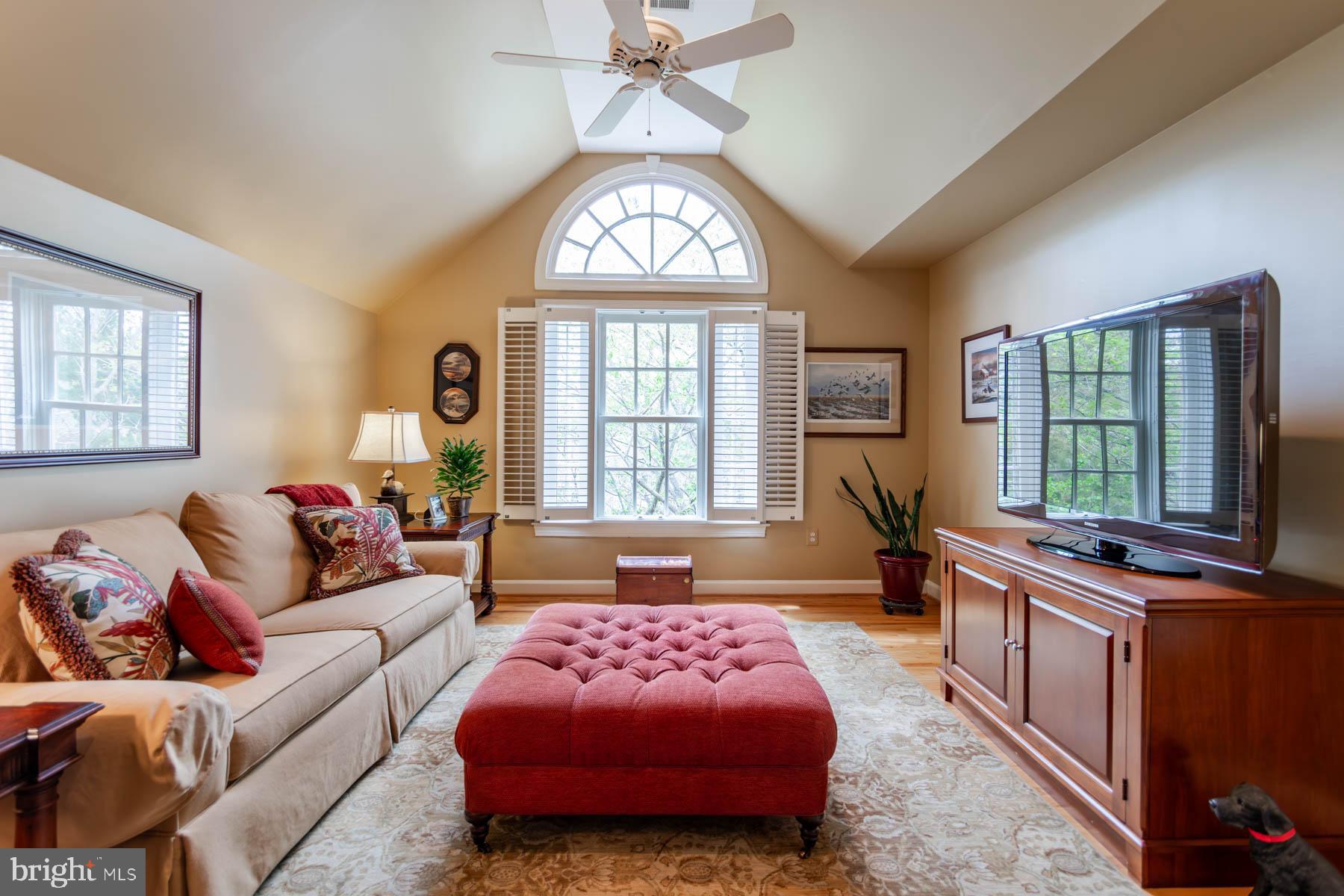 614 Kings Cloister Cir