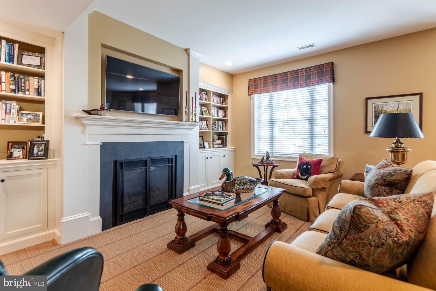 614 Kings Cloister Cir
