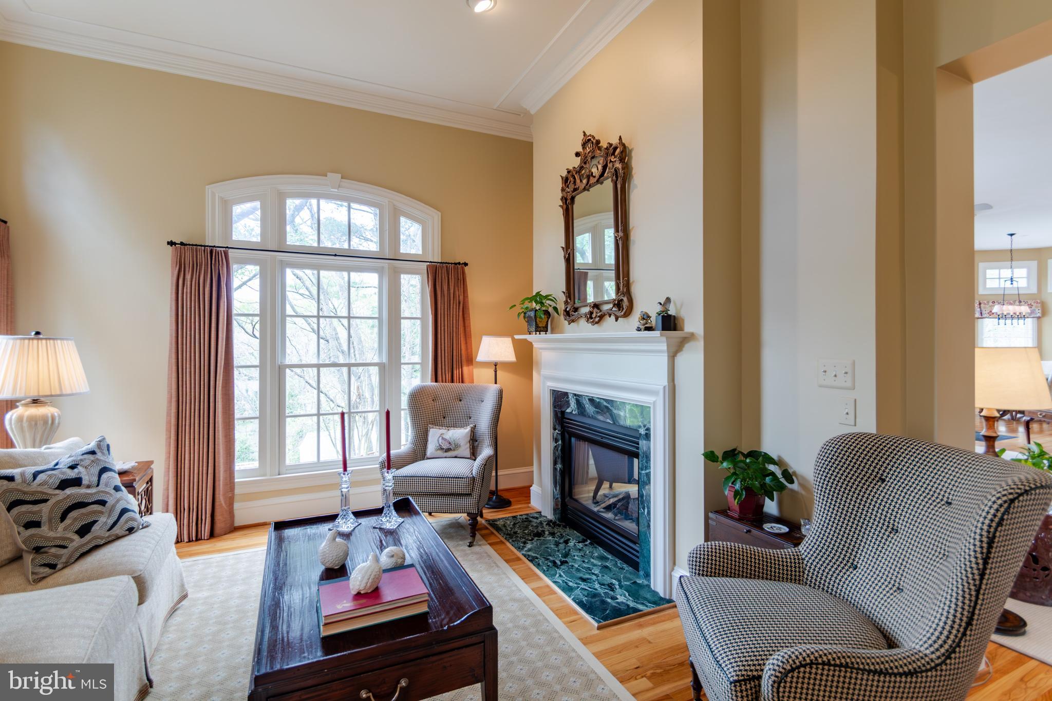 614 Kings Cloister Cir