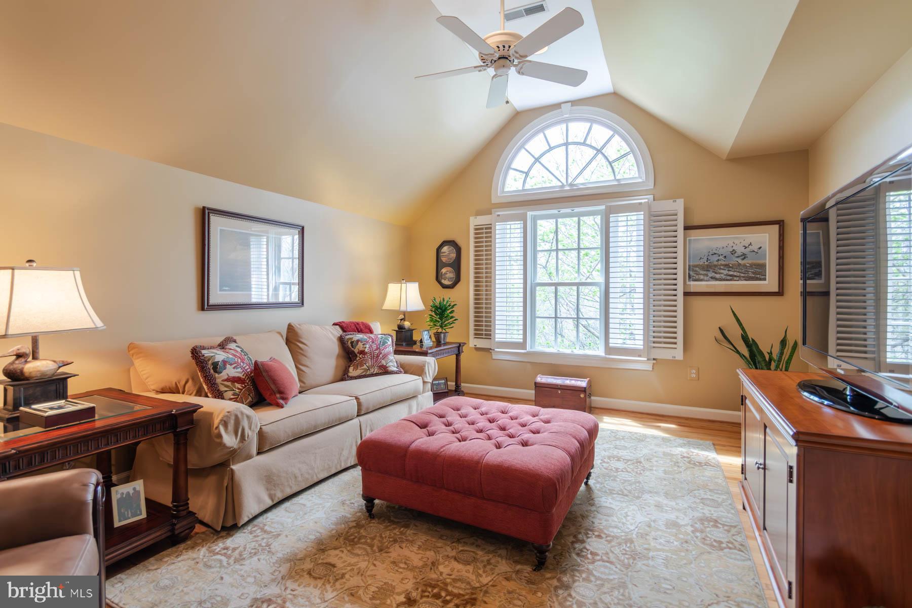 614 Kings Cloister Cir
