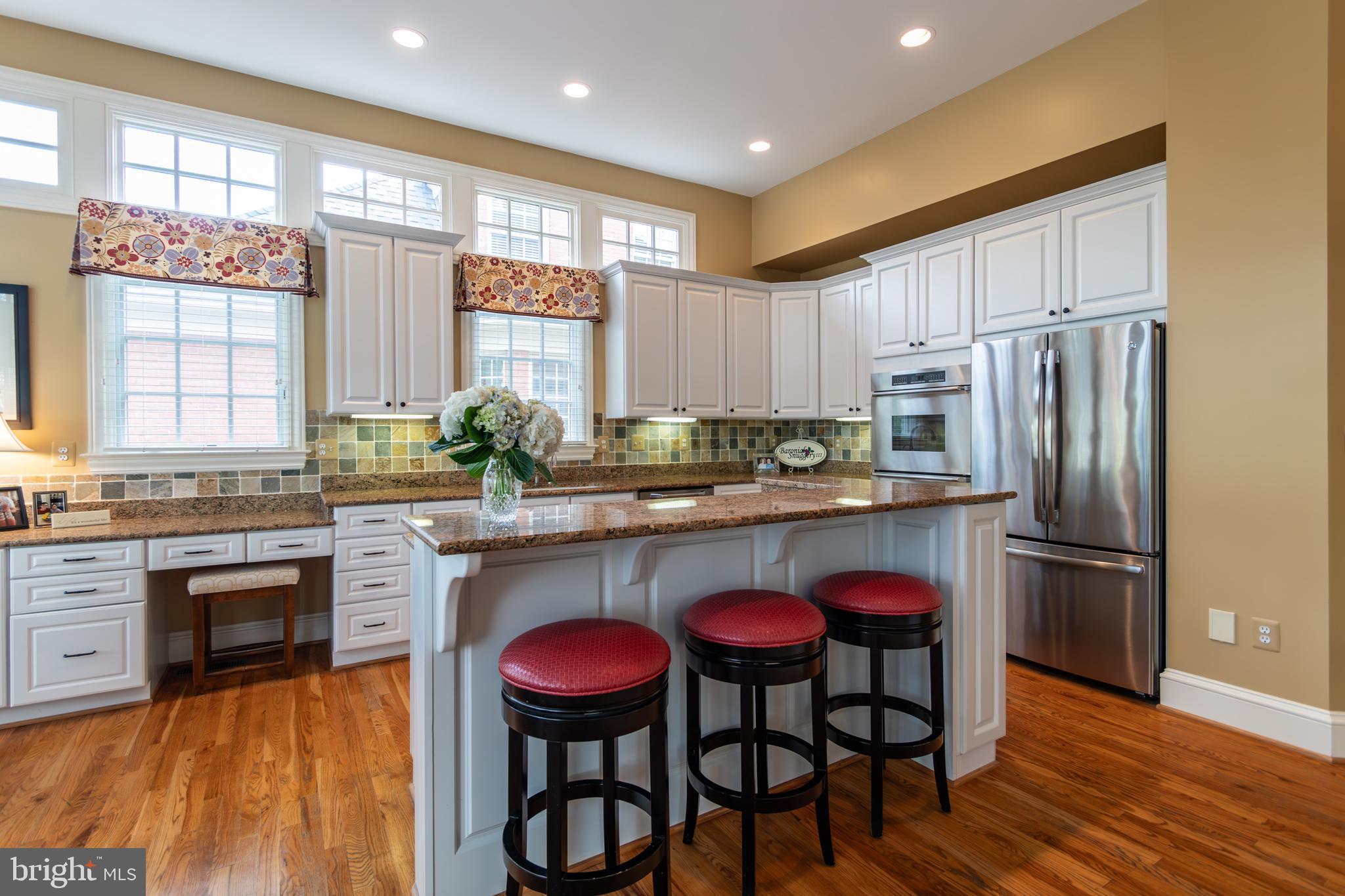 614 Kings Cloister Cir
