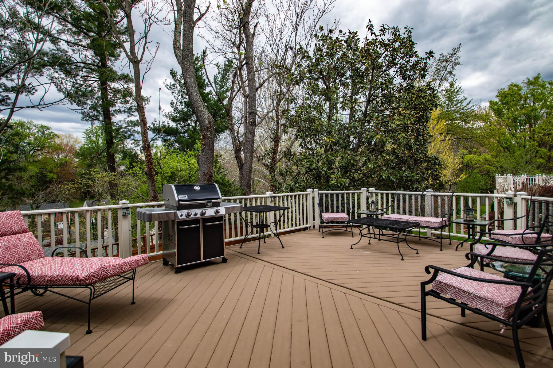 614 Kings Cloister Cir