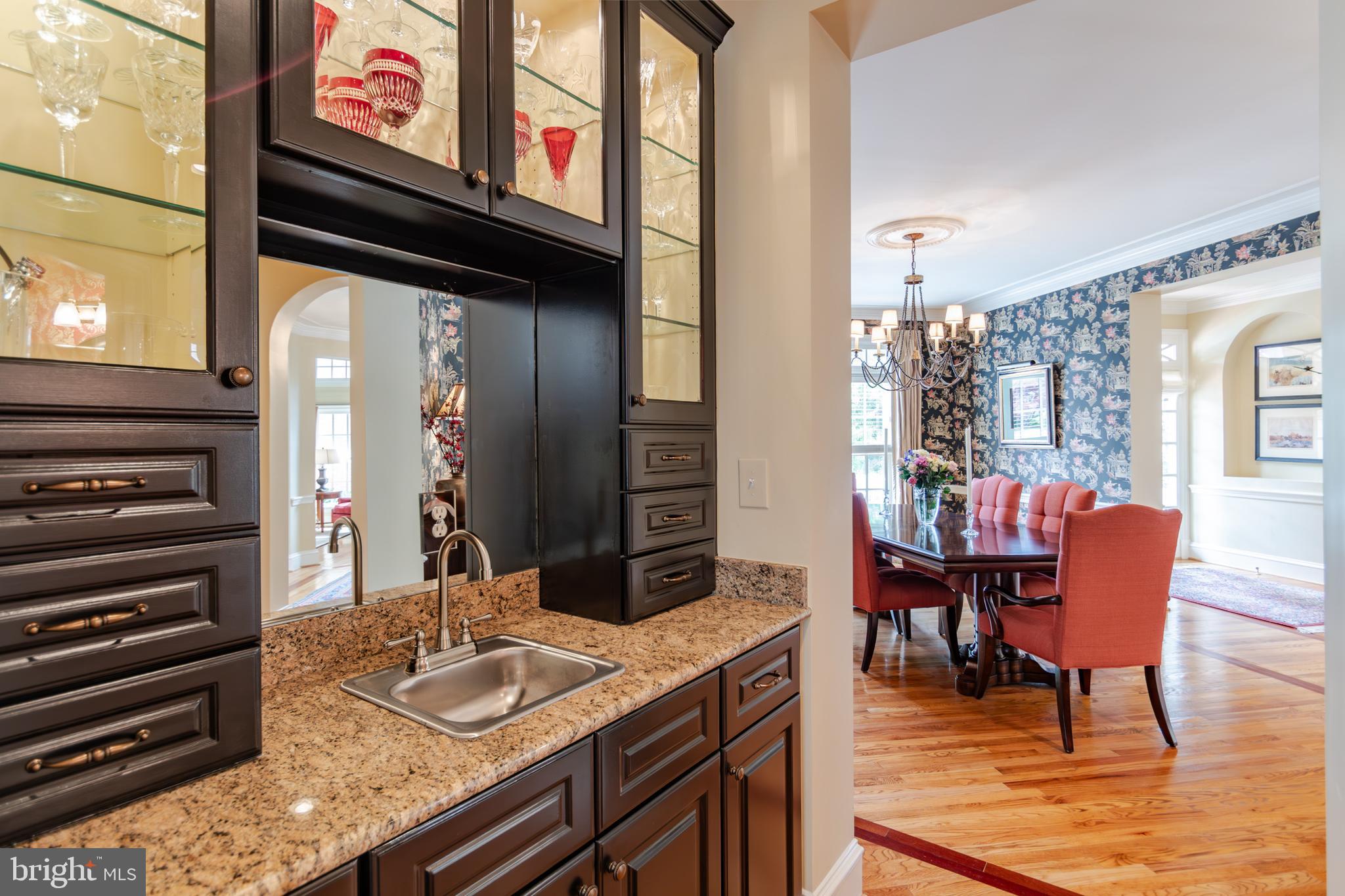 614 Kings Cloister Cir