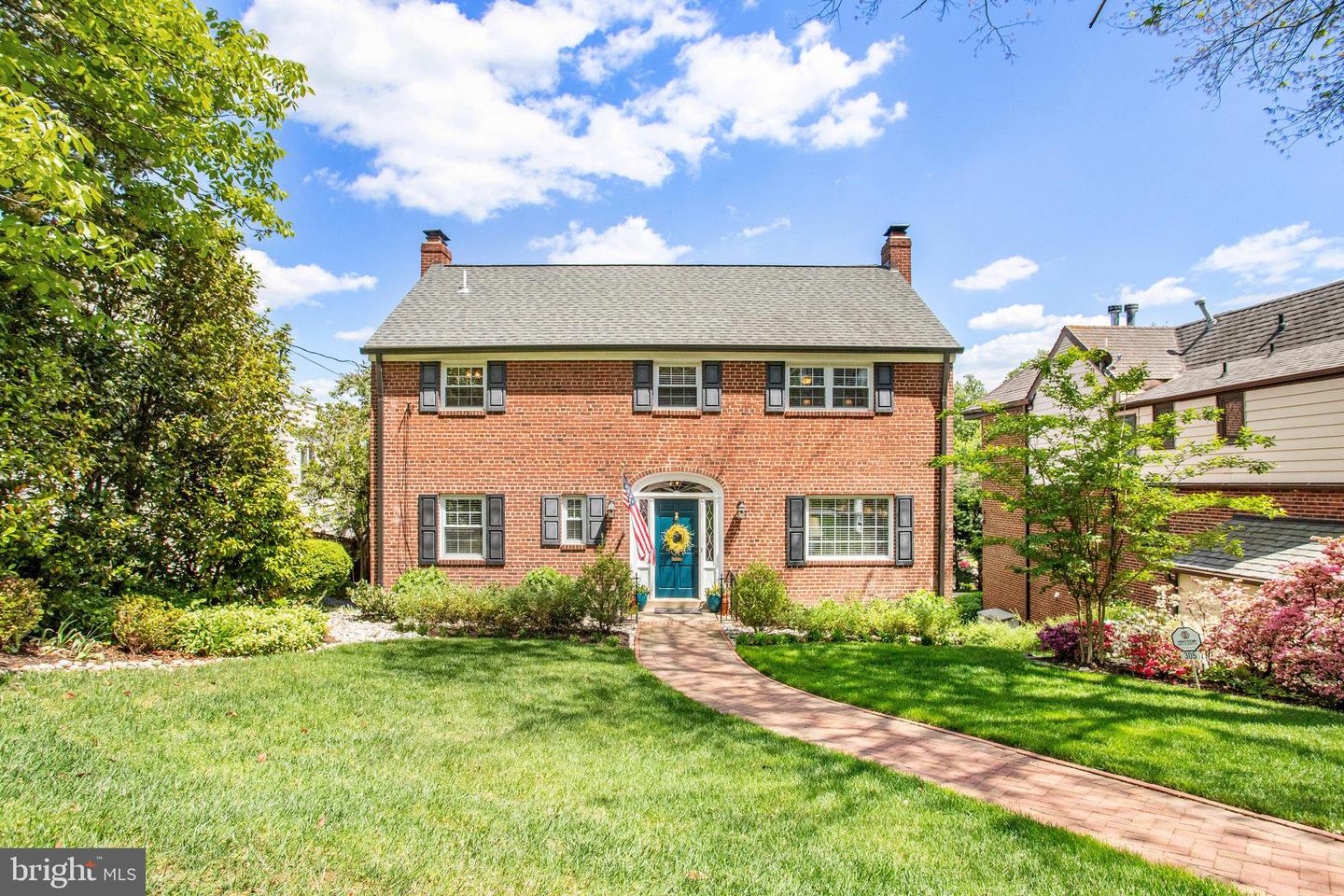 305 KENTUCKY AVE