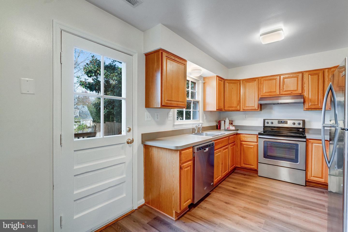 202 Laverne Ave