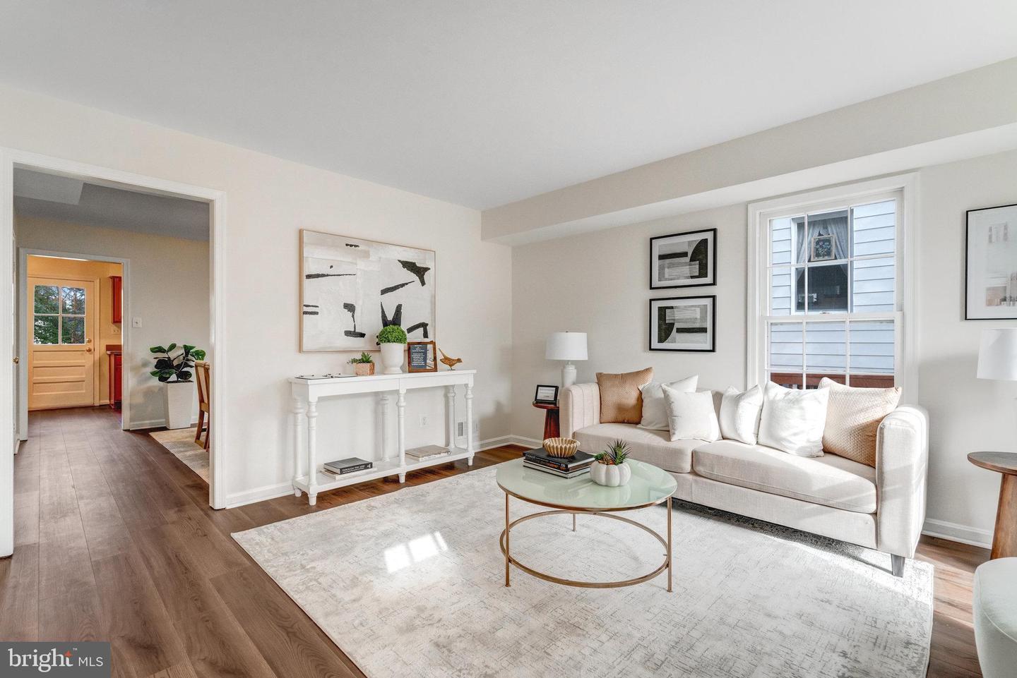202 Laverne Ave
