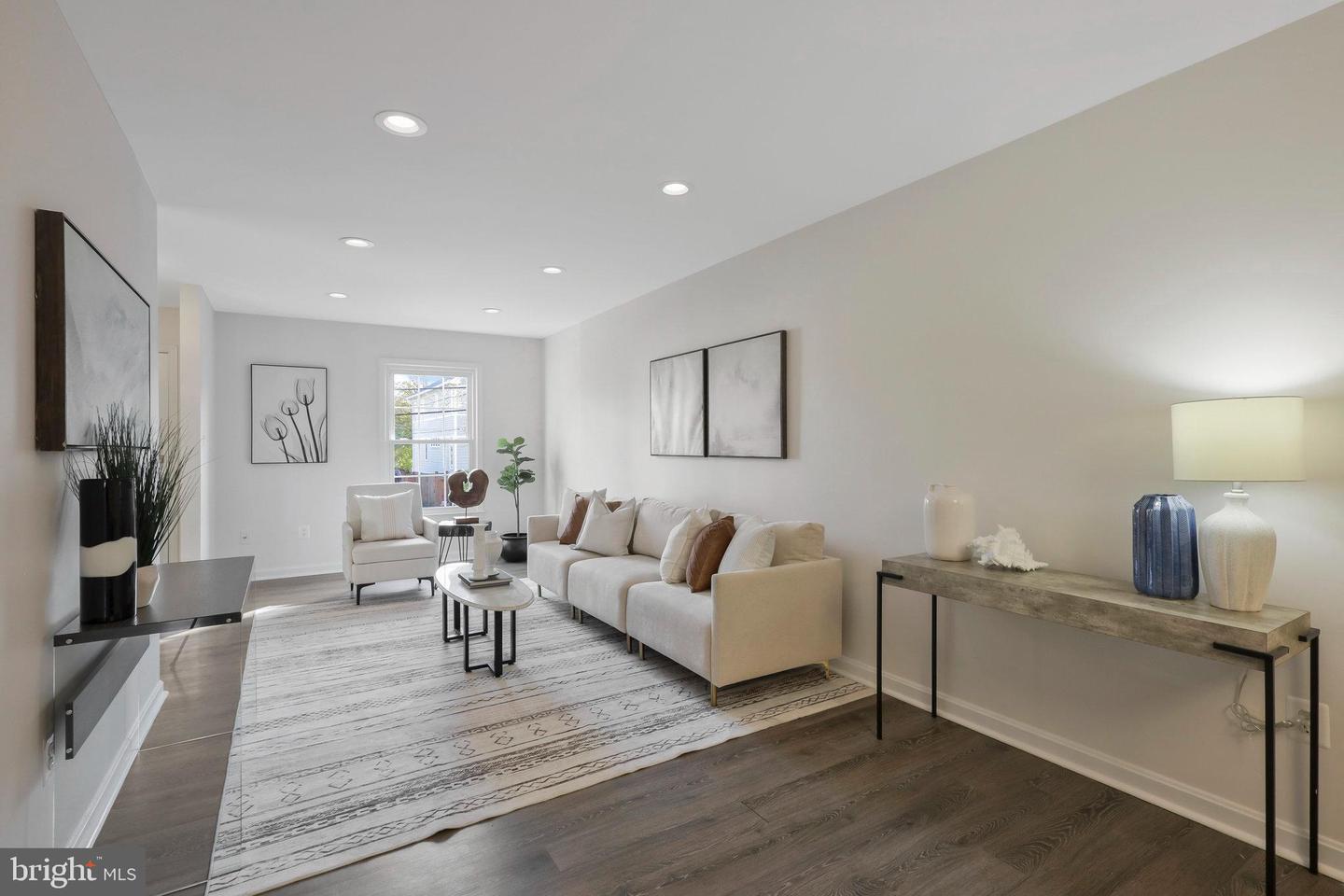 214-A Duncan Ave