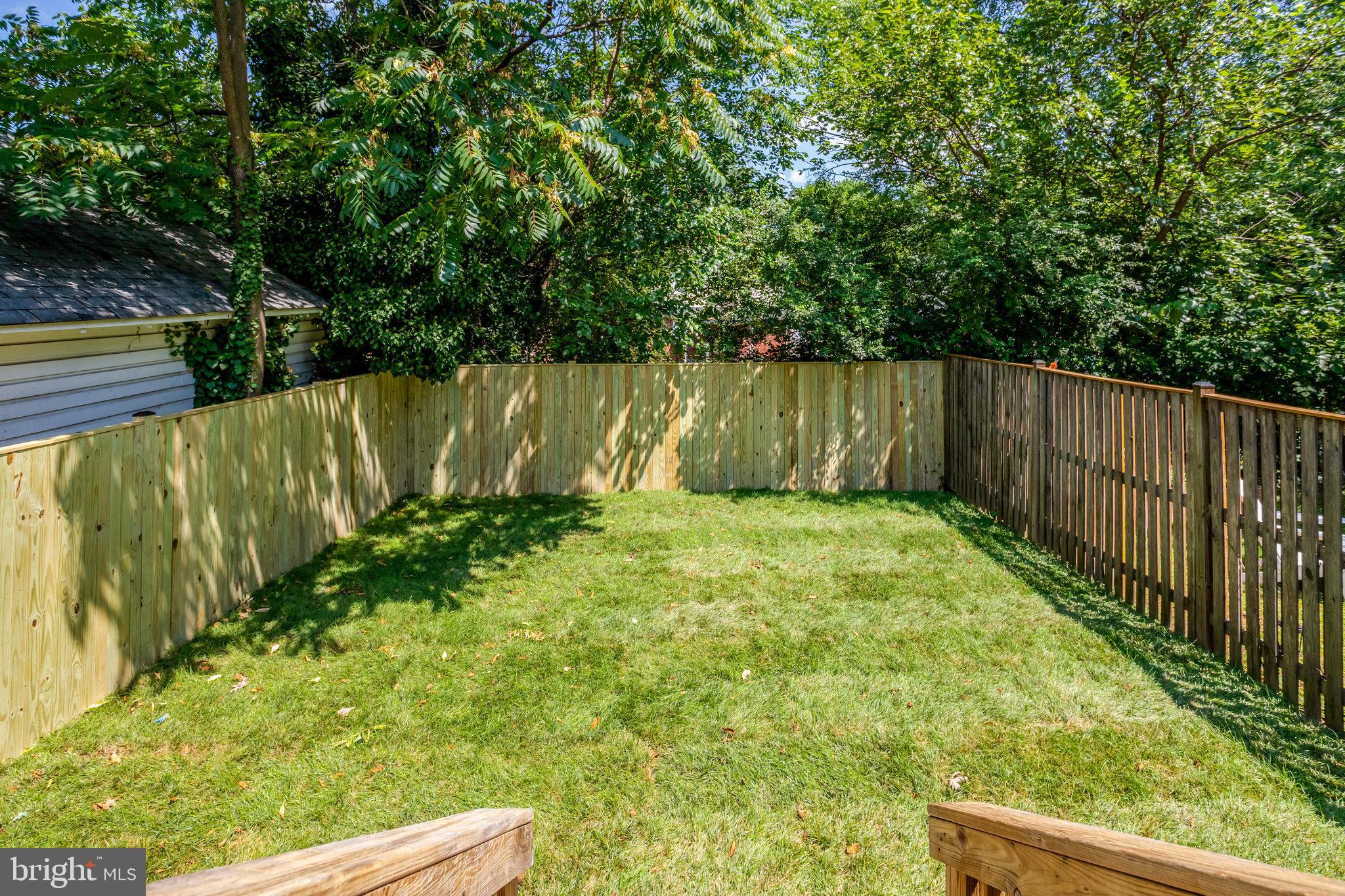 202 Laverne Ave