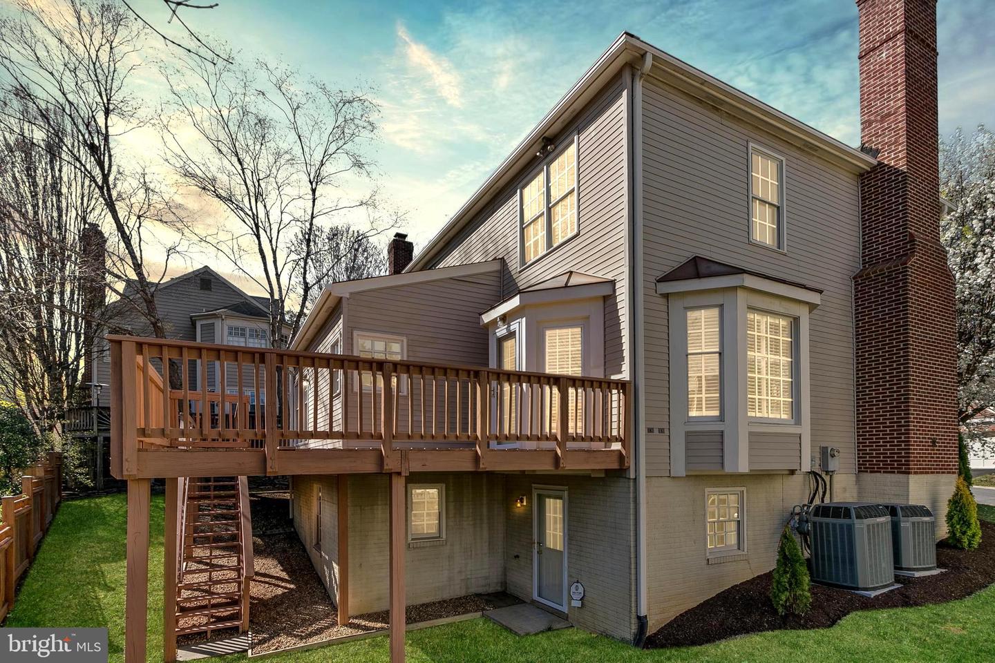 1252 Dartmouth Ct