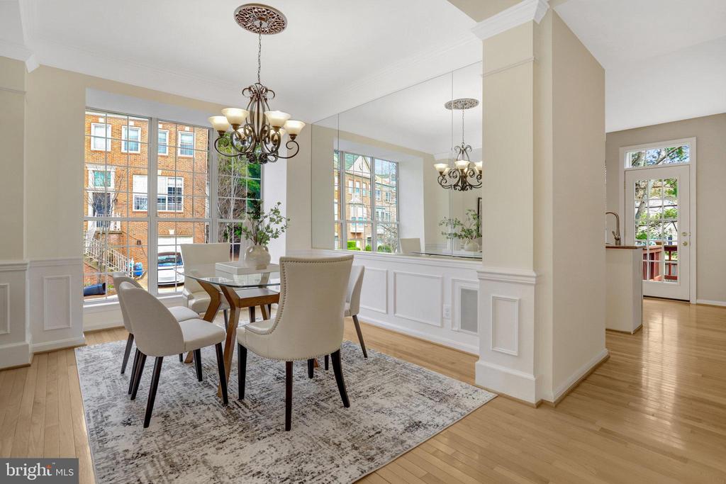51 Arell Ct